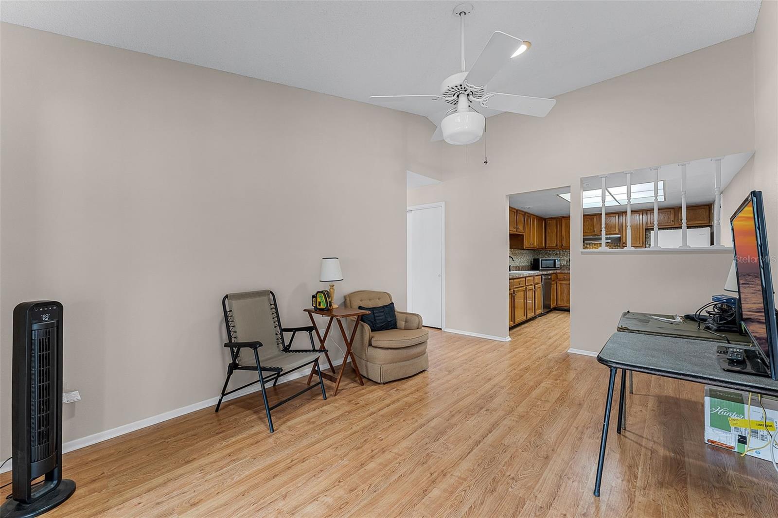 Image 12 of 49 For 1384 La Paloma Circle