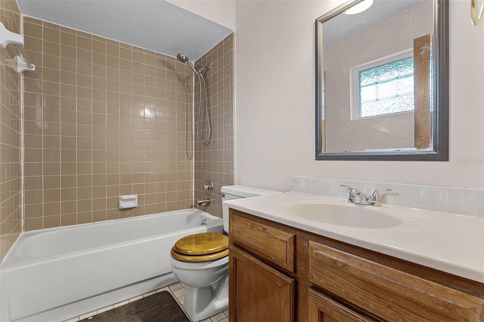 Image 25 of 49 For 1384 La Paloma Circle
