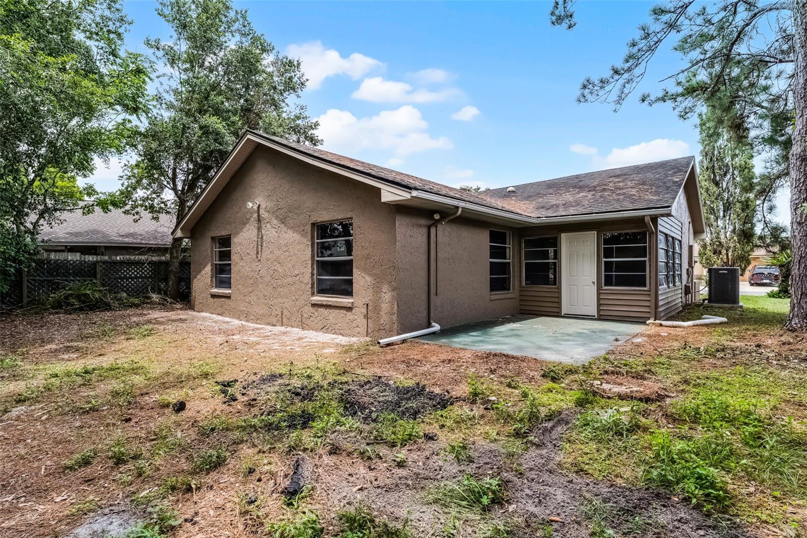 Image 35 of 49 For 1384 La Paloma Circle