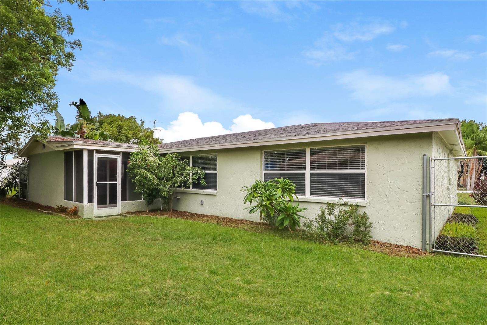 Image 15 of 16 For 7500 San Salvadore Drive