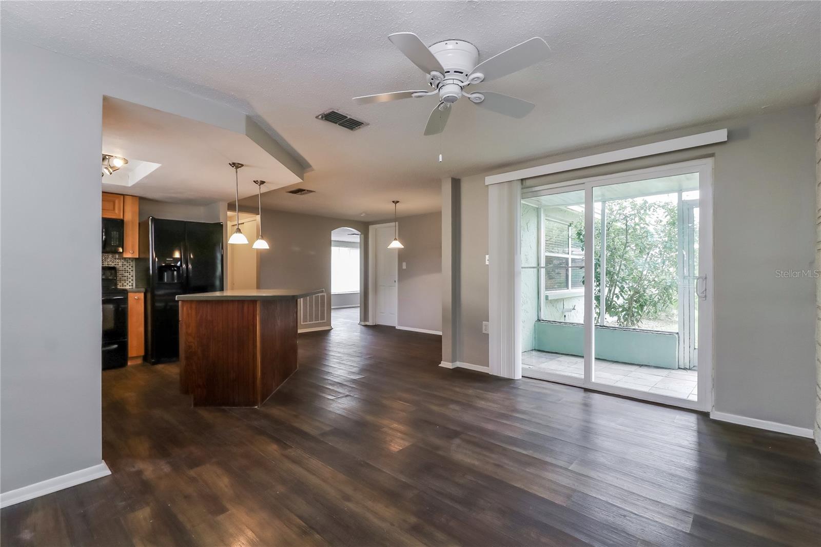 Image 6 of 16 For 7500 San Salvadore Drive