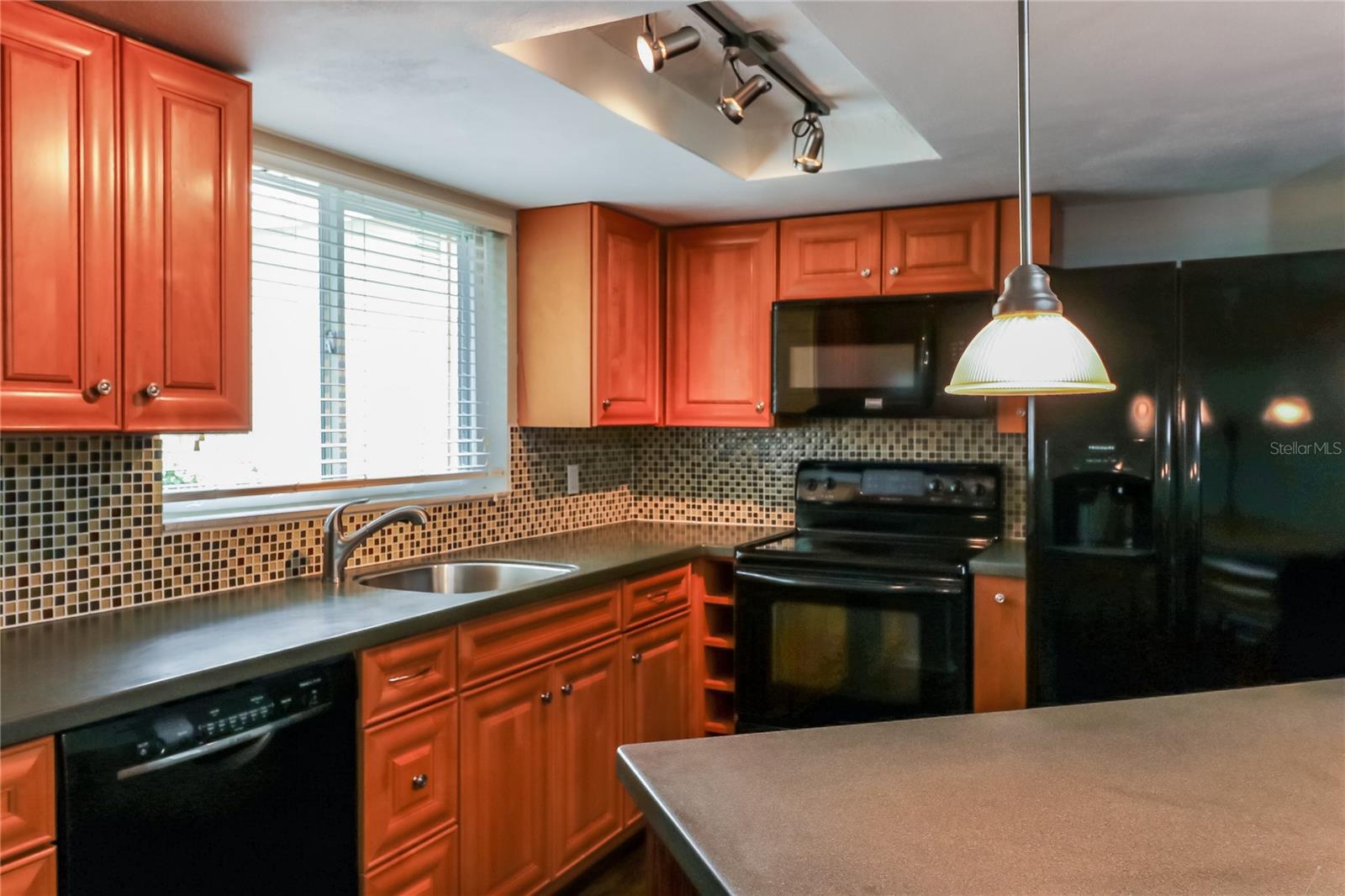 Image 7 of 16 For 7500 San Salvadore Drive