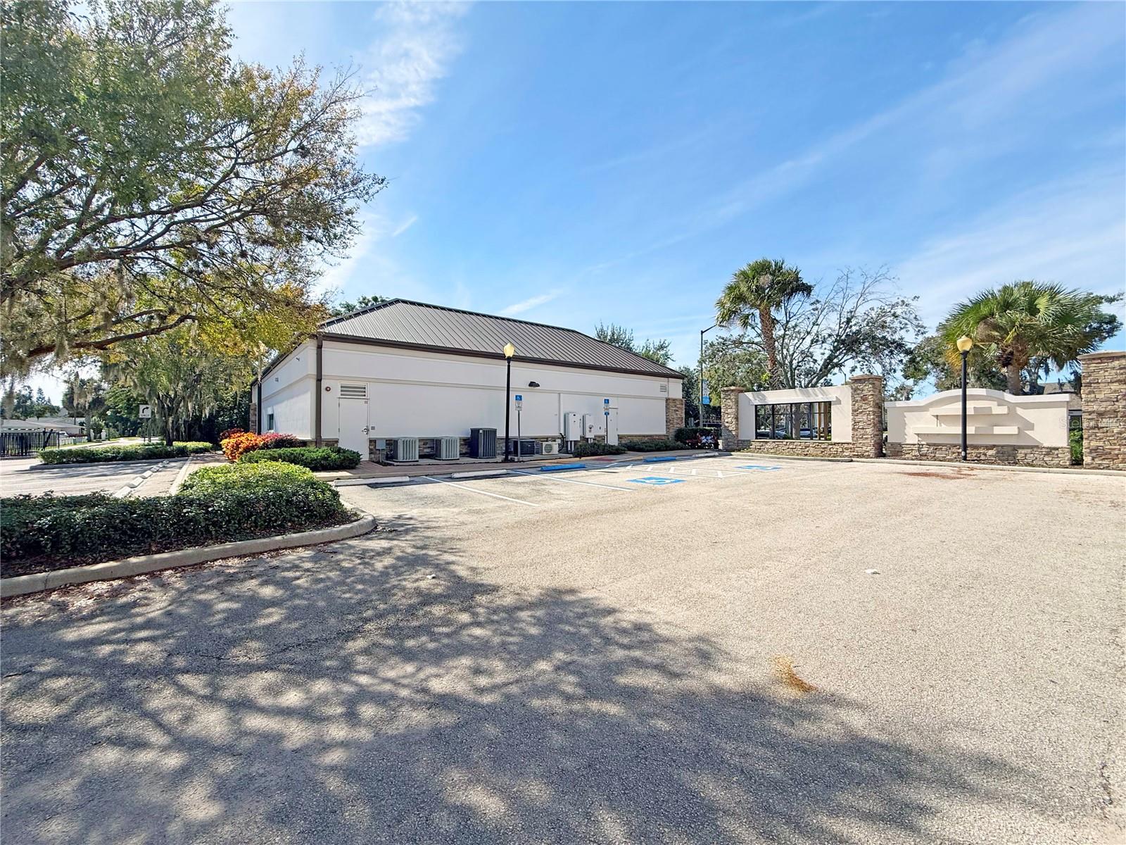 Image 15 of 20 For 450 Orlando Avenue