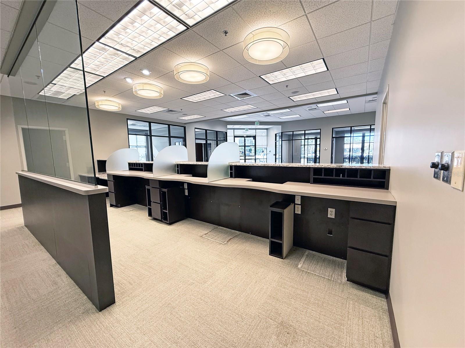 Image 7 of 20 For 450 Orlando Avenue