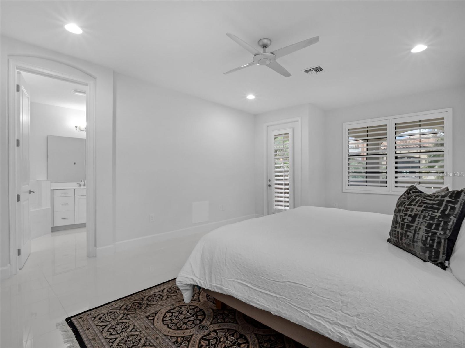 Image 31 of 68 For 7615 Toscana Boulevard