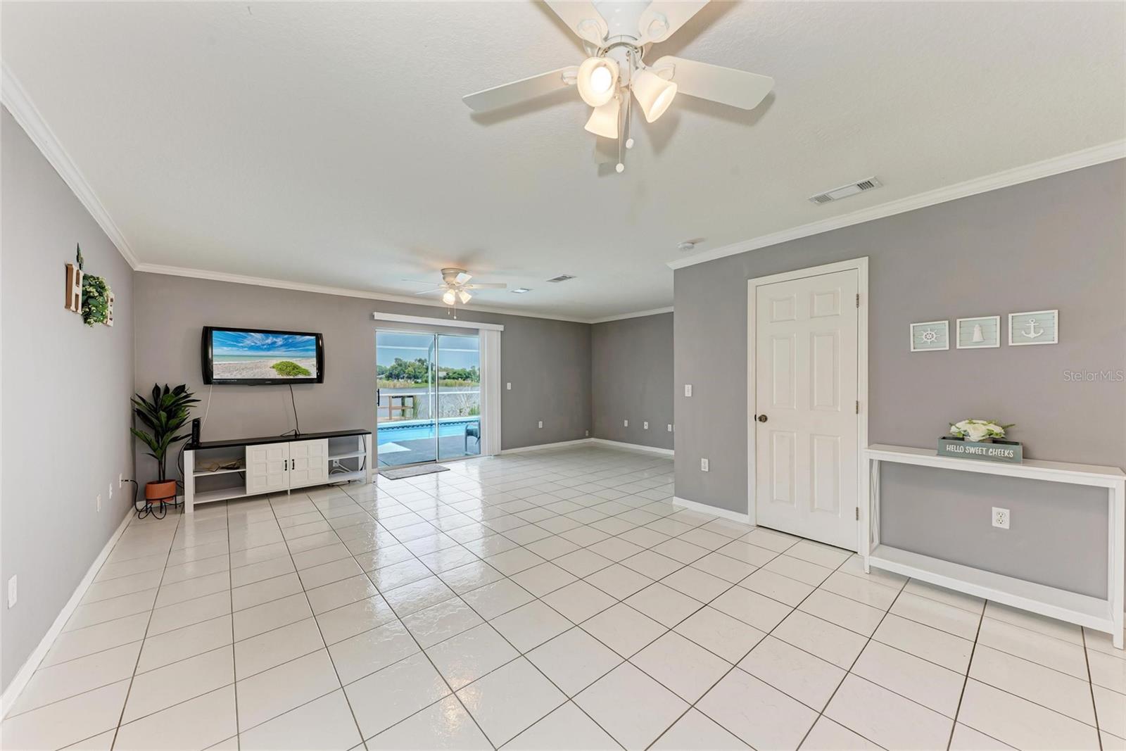 Image 7 of 42 For 5453 Colony Lake Lane