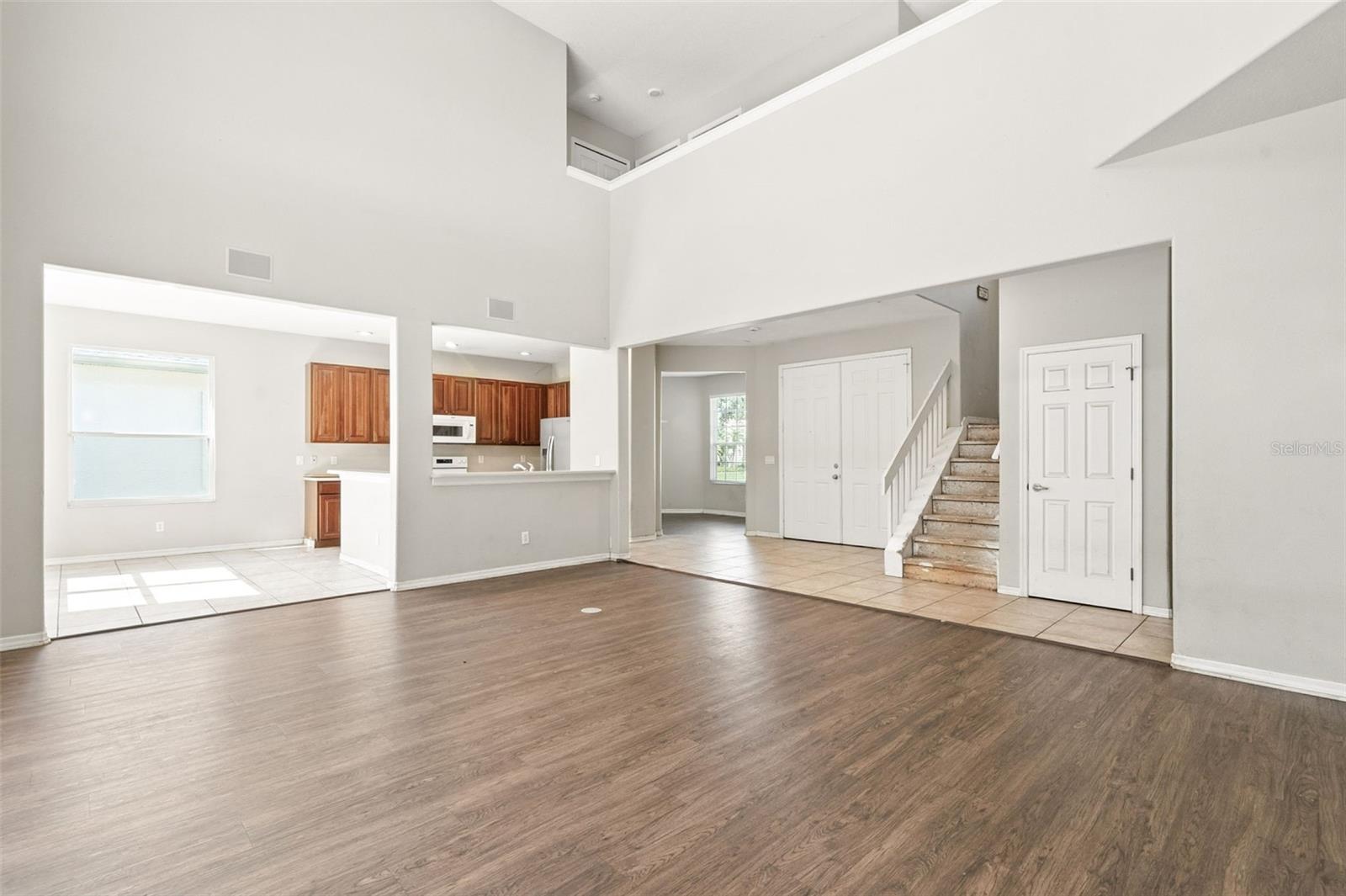 Image 10 of 46 For 306 36th Street Ne