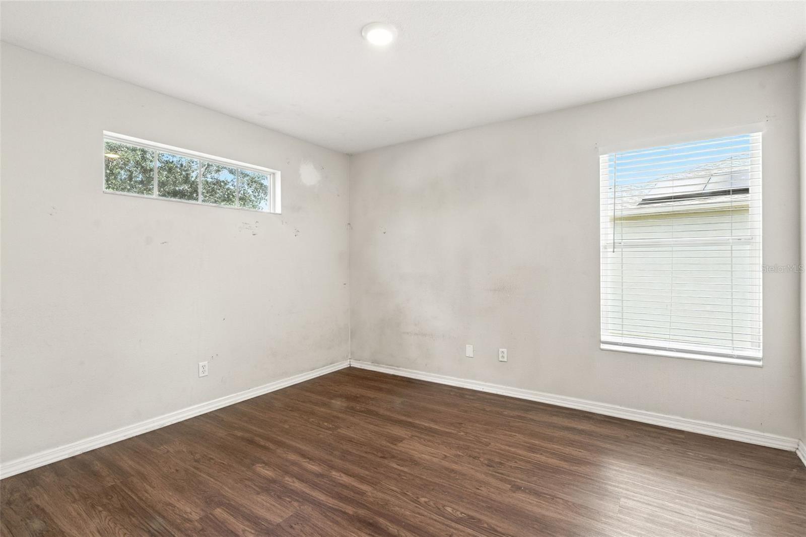 Image 24 of 46 For 306 36th Street Ne