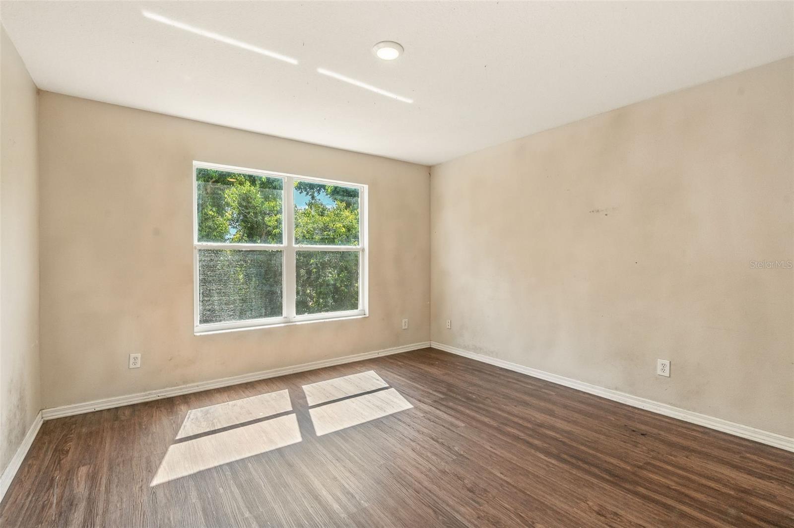 Image 35 of 46 For 306 36th Street Ne