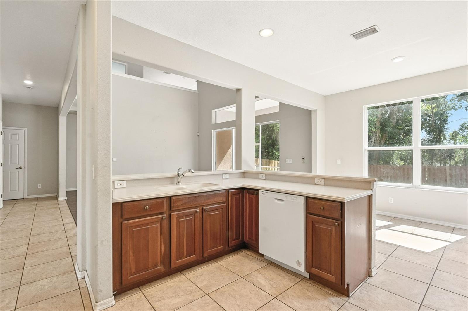 Image 8 of 46 For 306 36th Street Ne
