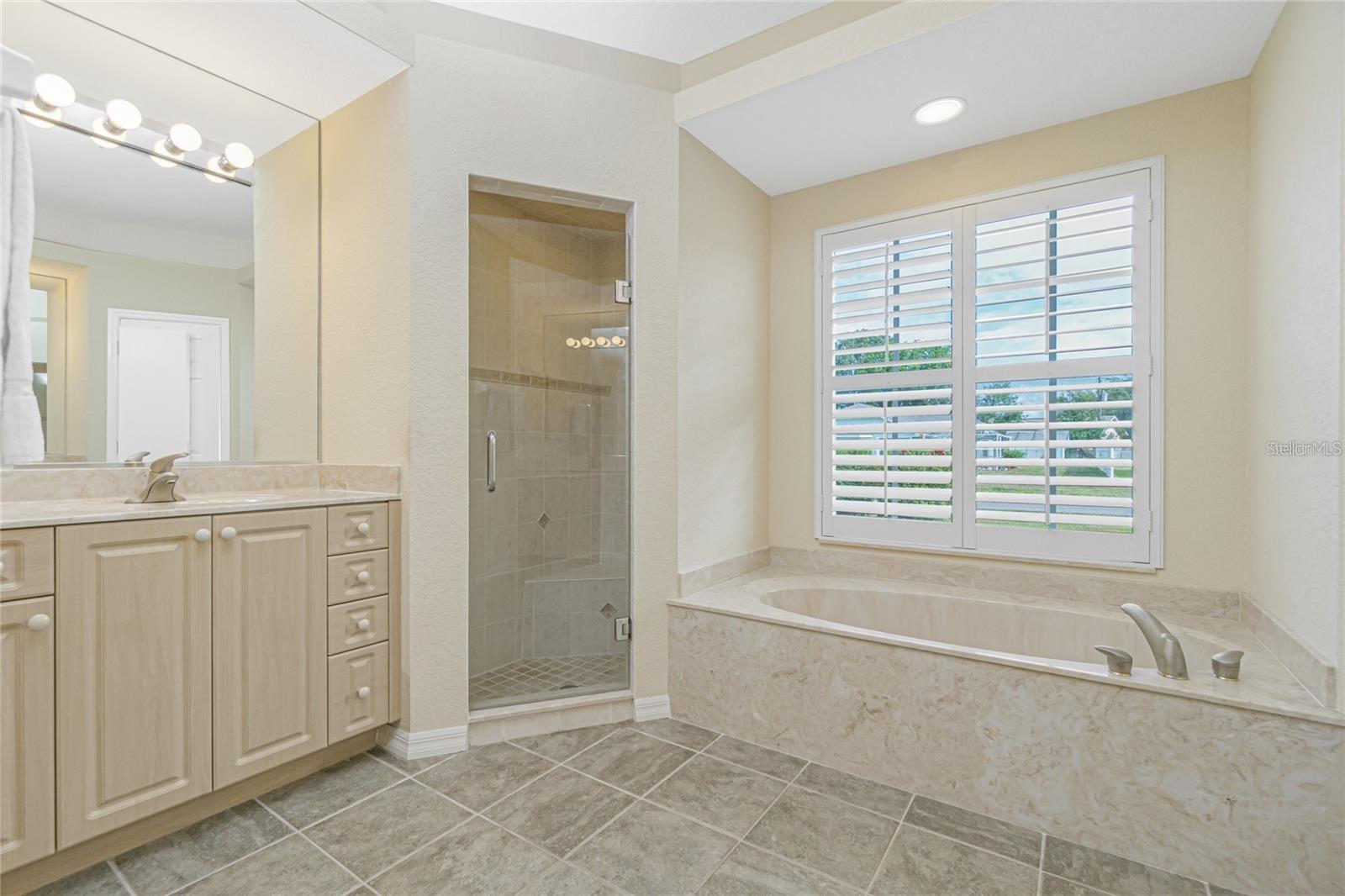 Image 12 of 20 For 23213 Lehigh Avenue
