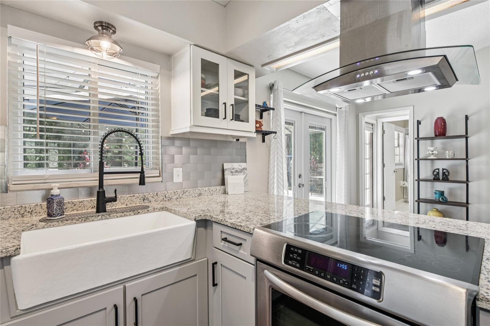 Image 11 of 41 For 227 Holiday Lane