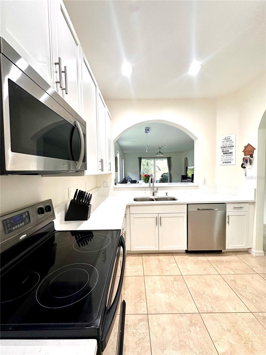 Image 3 of 21 For 10110 Chadwick Drive