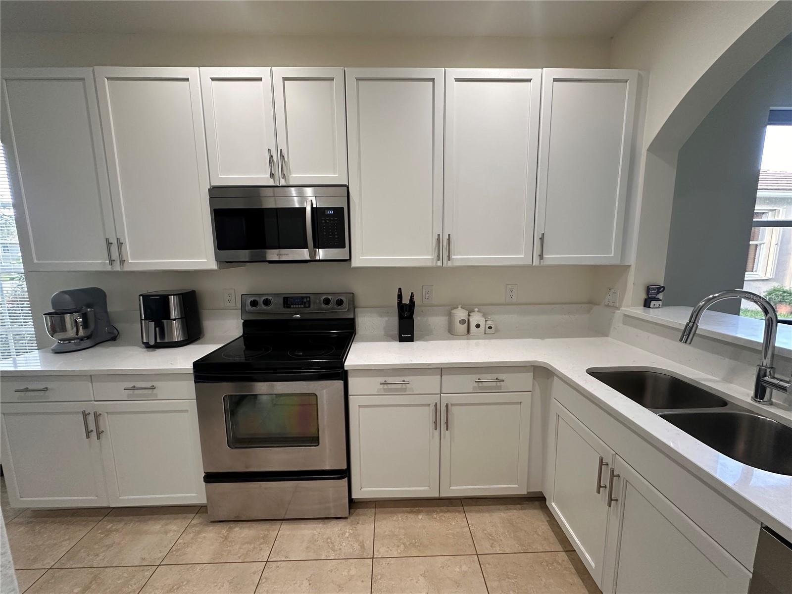Image 5 of 21 For 10110 Chadwick Drive