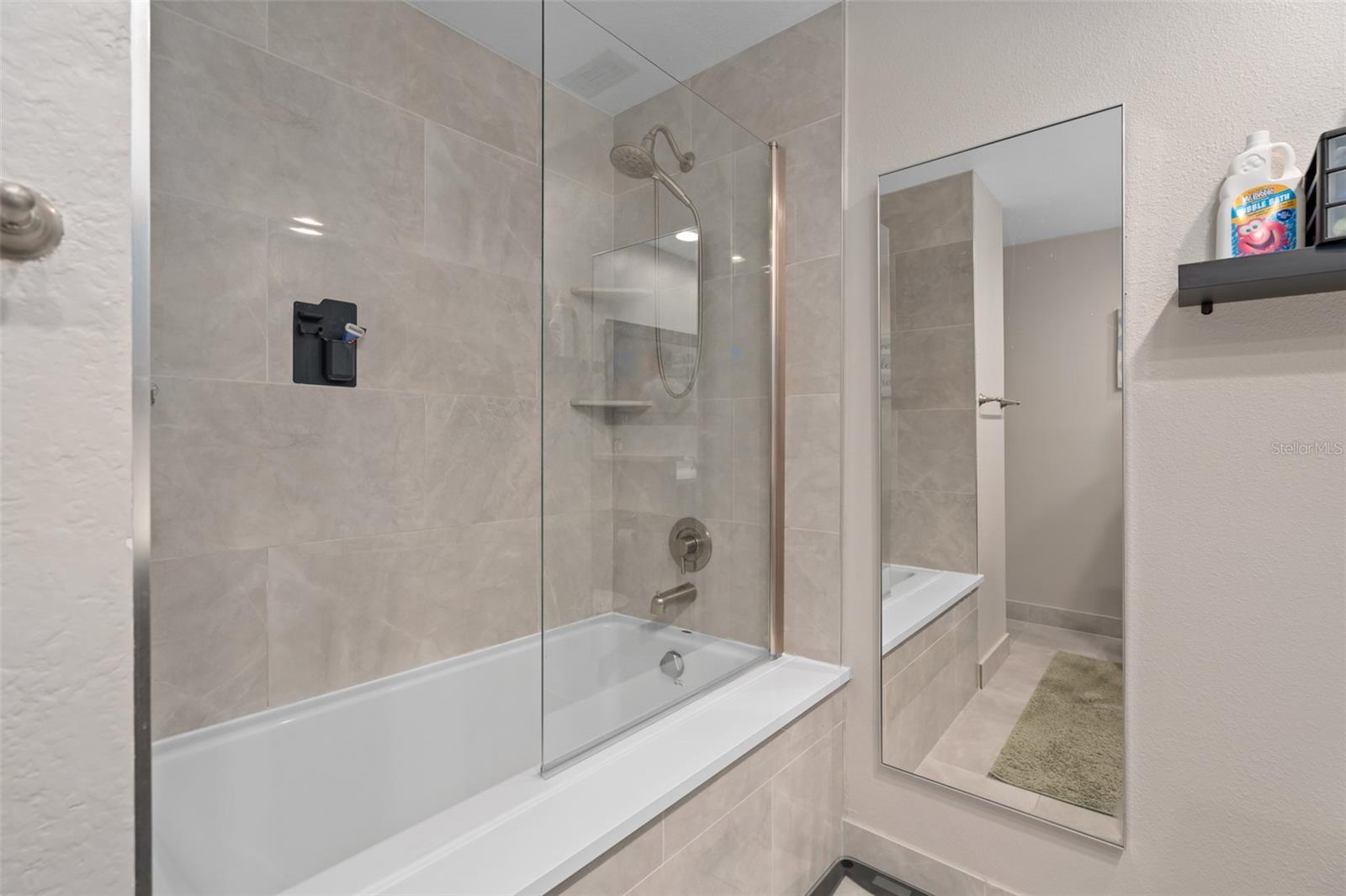 Image 21 of 30 For 5164 Lazy Oaks Drive