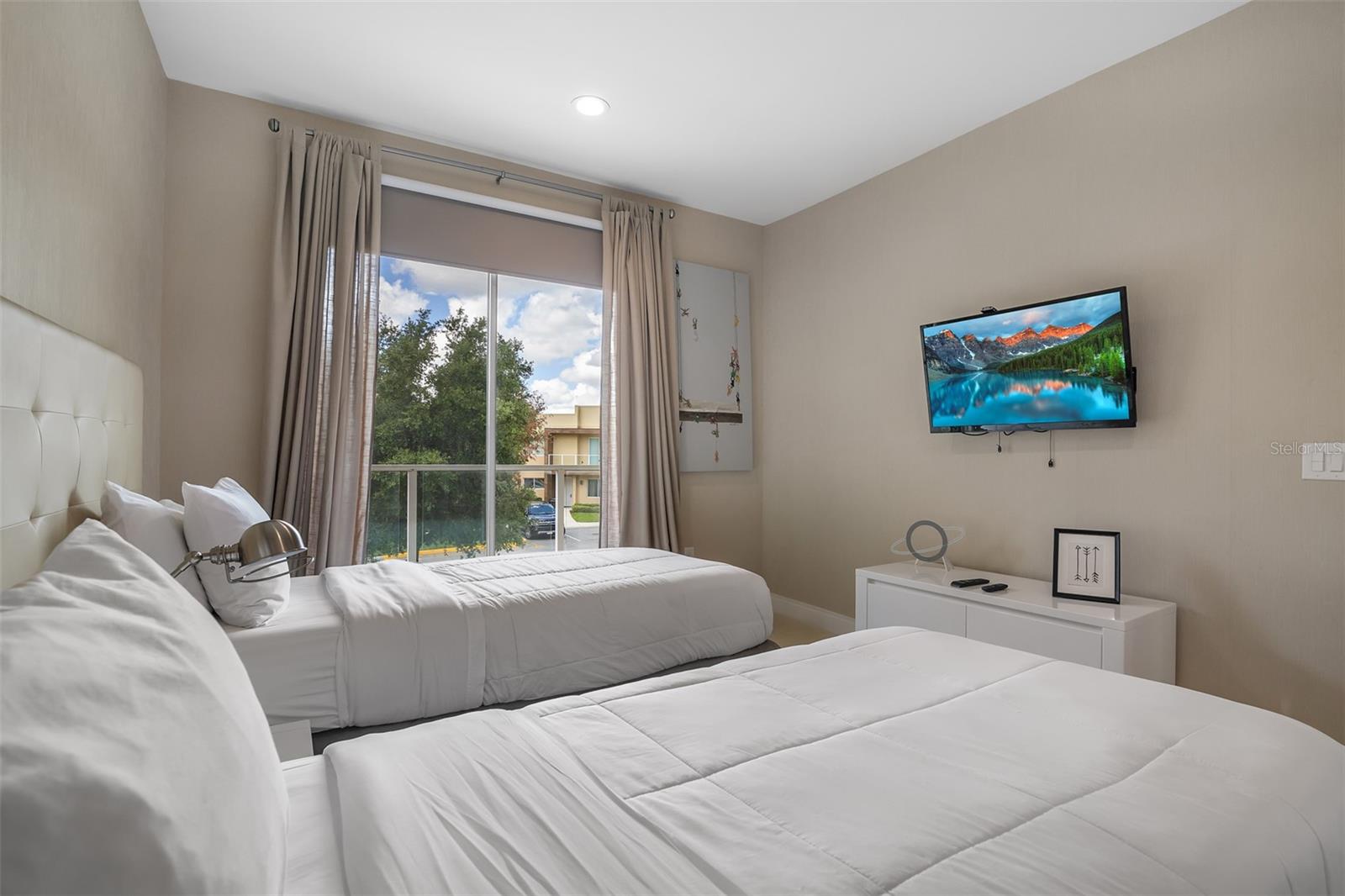 Image 30 of 40 For 3120 Brasilia Avenue