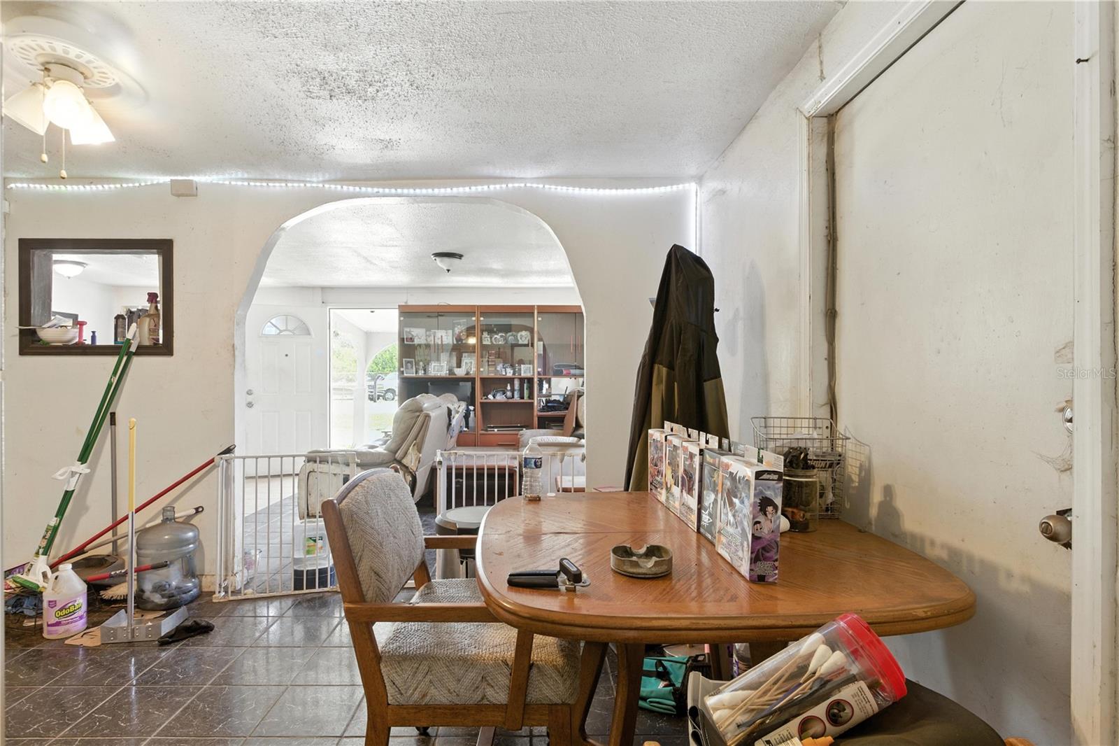 Image 13 of 41 For 1450 Cummings Avenue