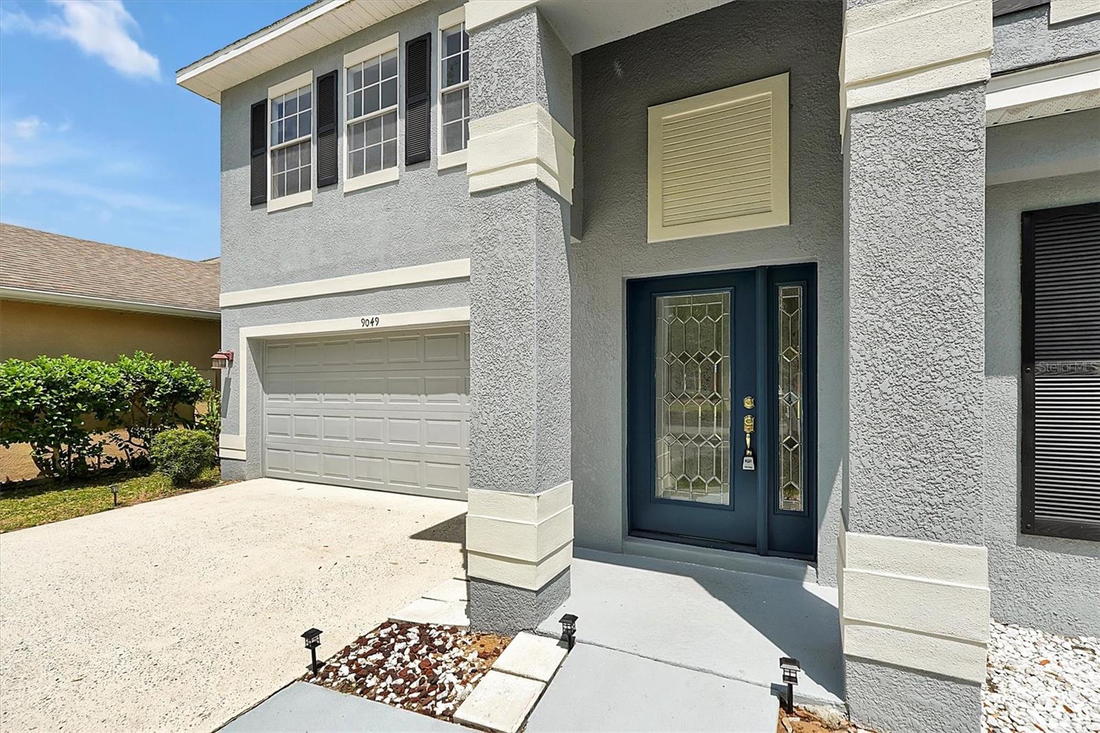 Image 4 of 40 For 9049 Edenshire Circle
