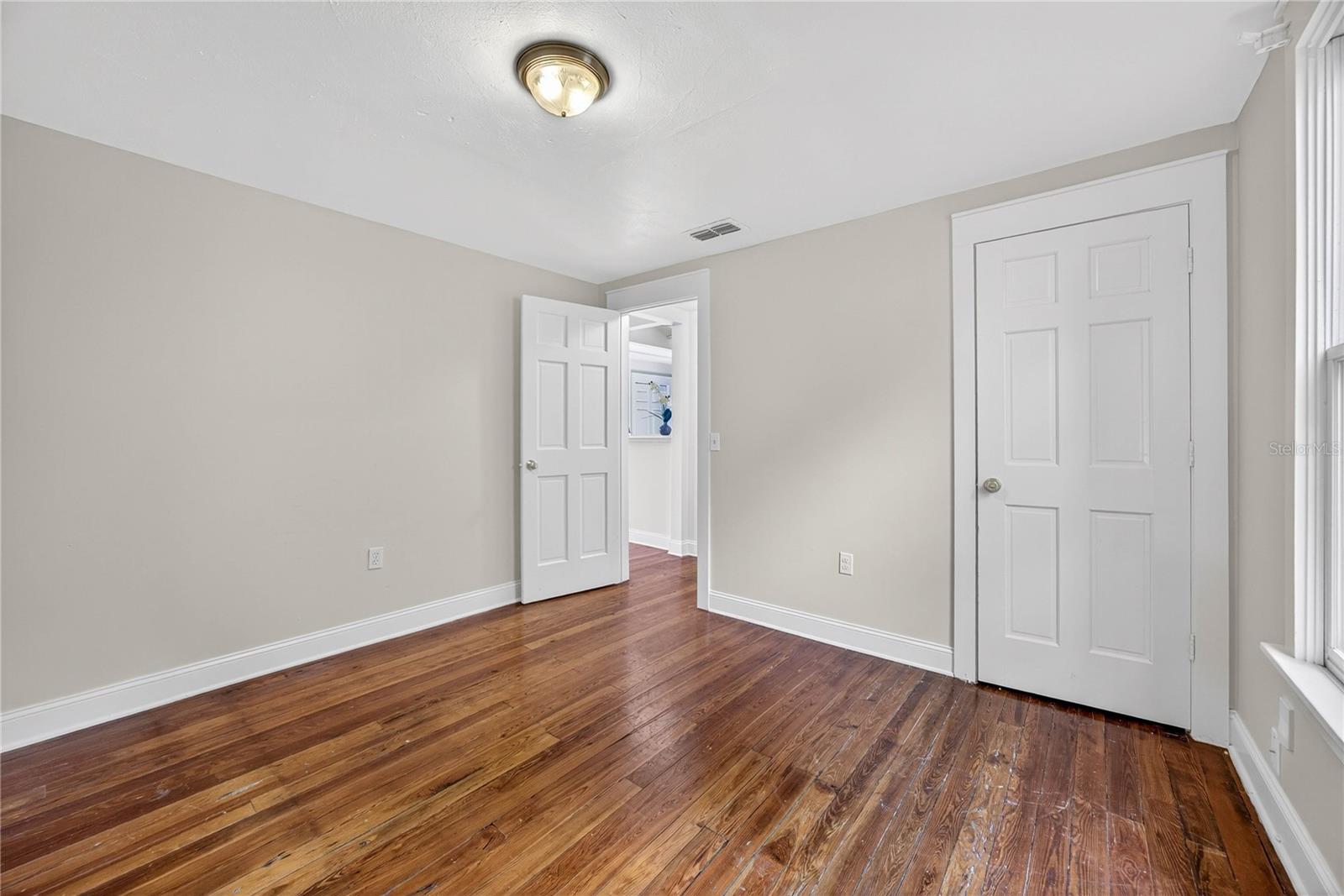 Image 19 of 51 For 601 Palmetto Avenue