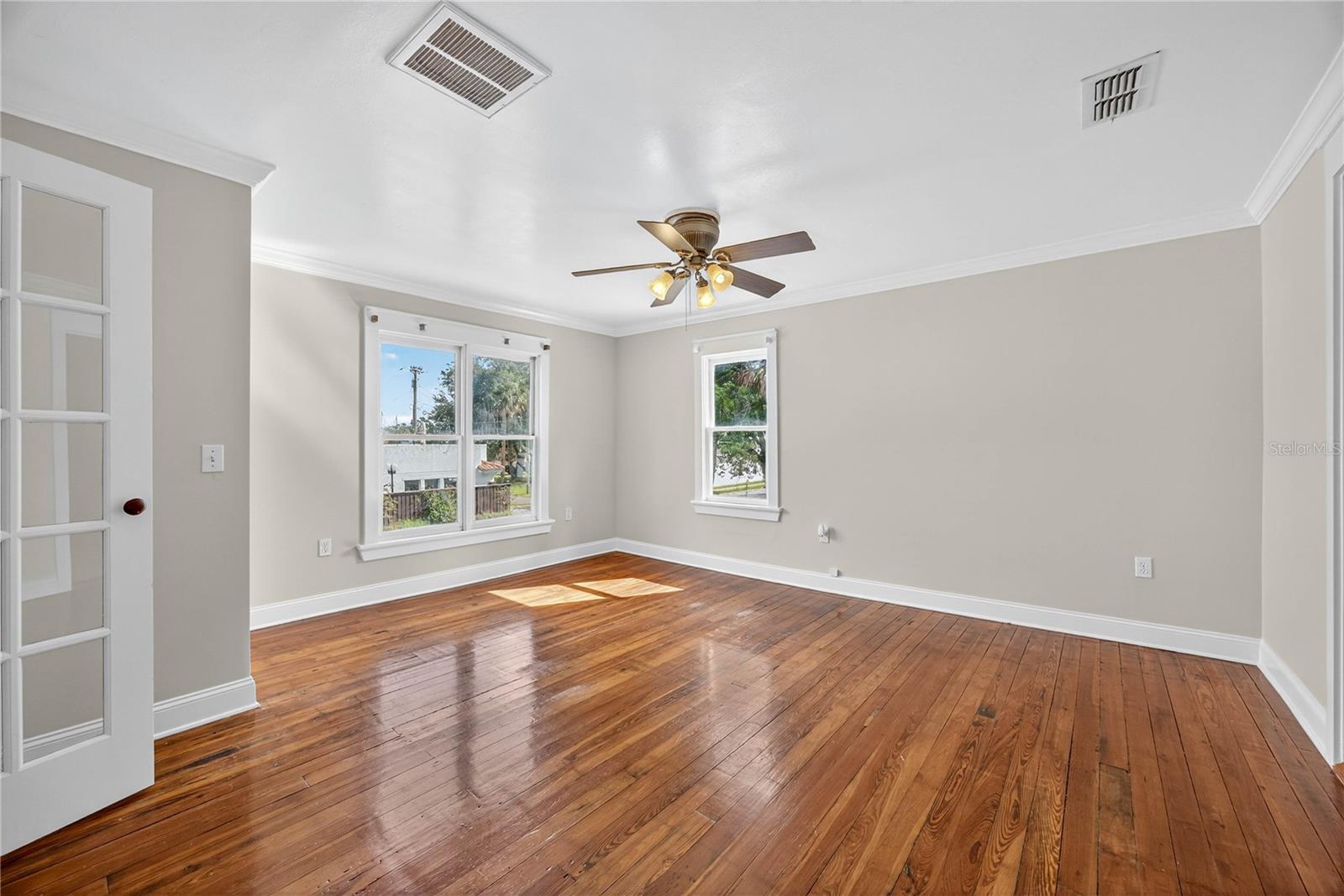 Image 24 of 51 For 601 Palmetto Avenue