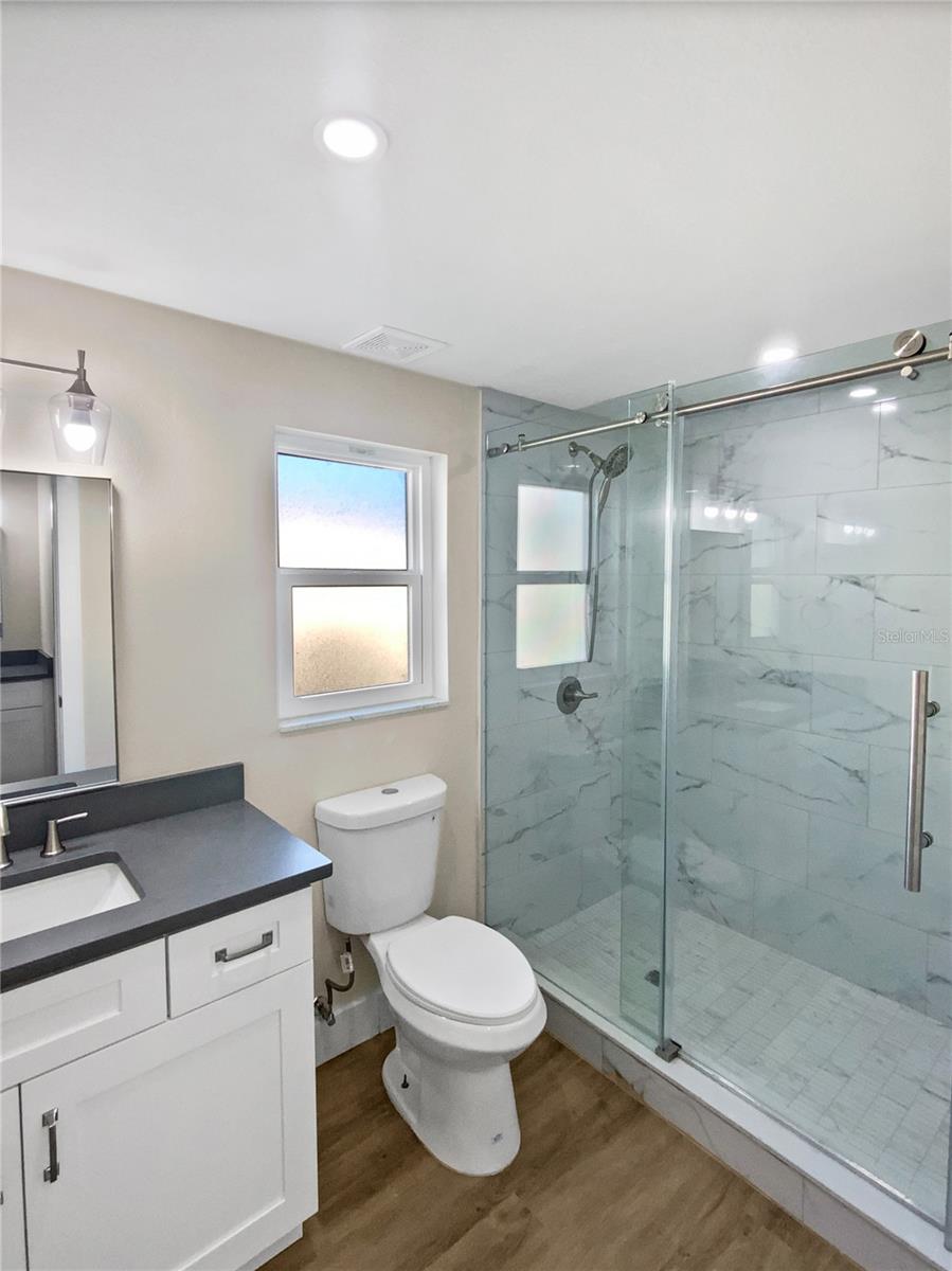Image 7 of 38 For 7422 Yachtsman Drive
