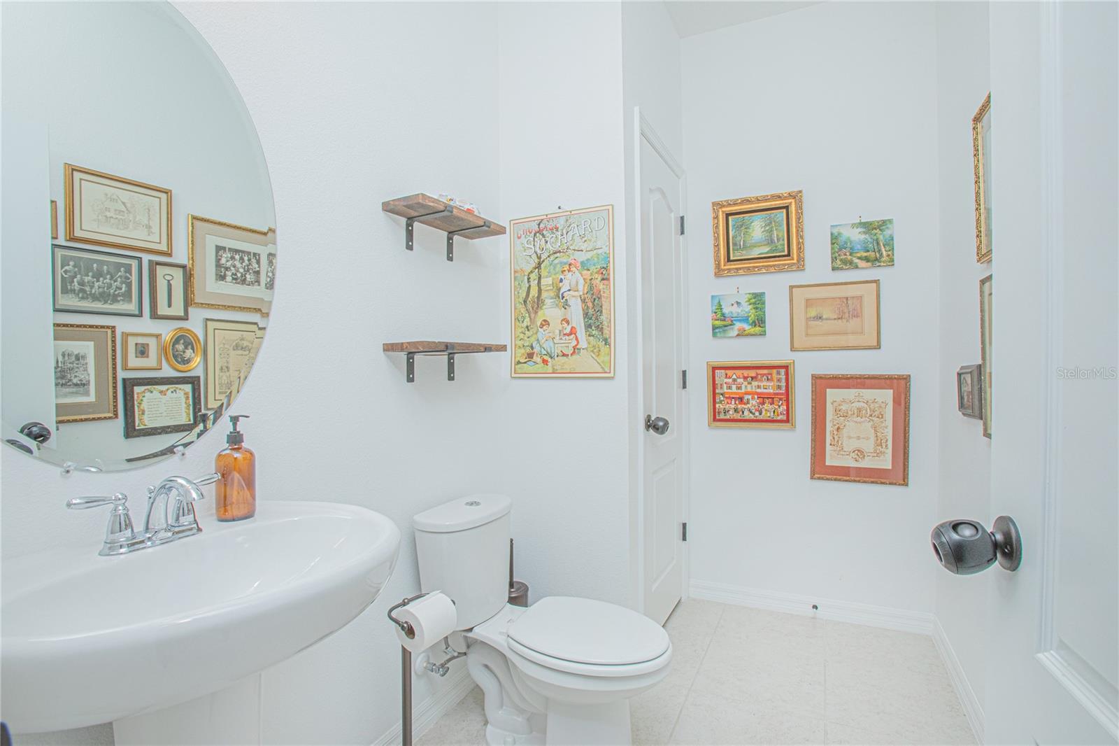 Image 9 of 32 For 786 Steerview Street