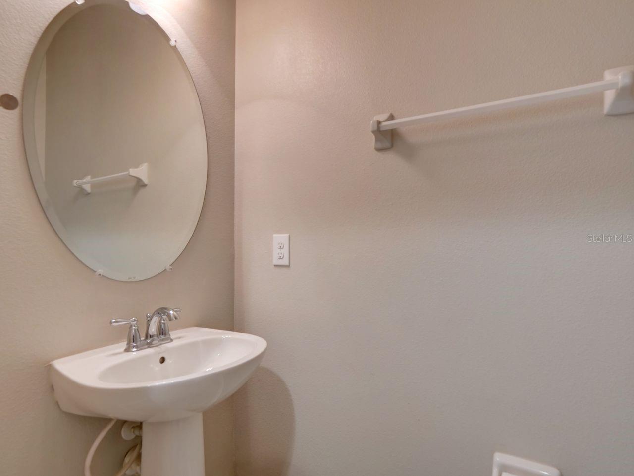 Image 9 of 30 For 2566 Amati Drive