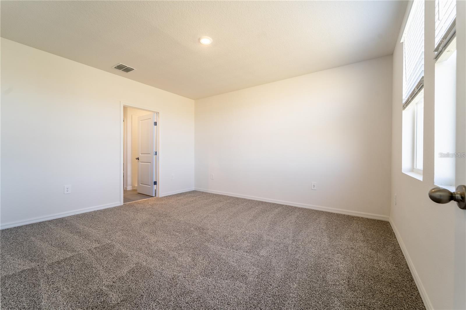 Image 12 of 33 For 2531 Linda Knoll Lane