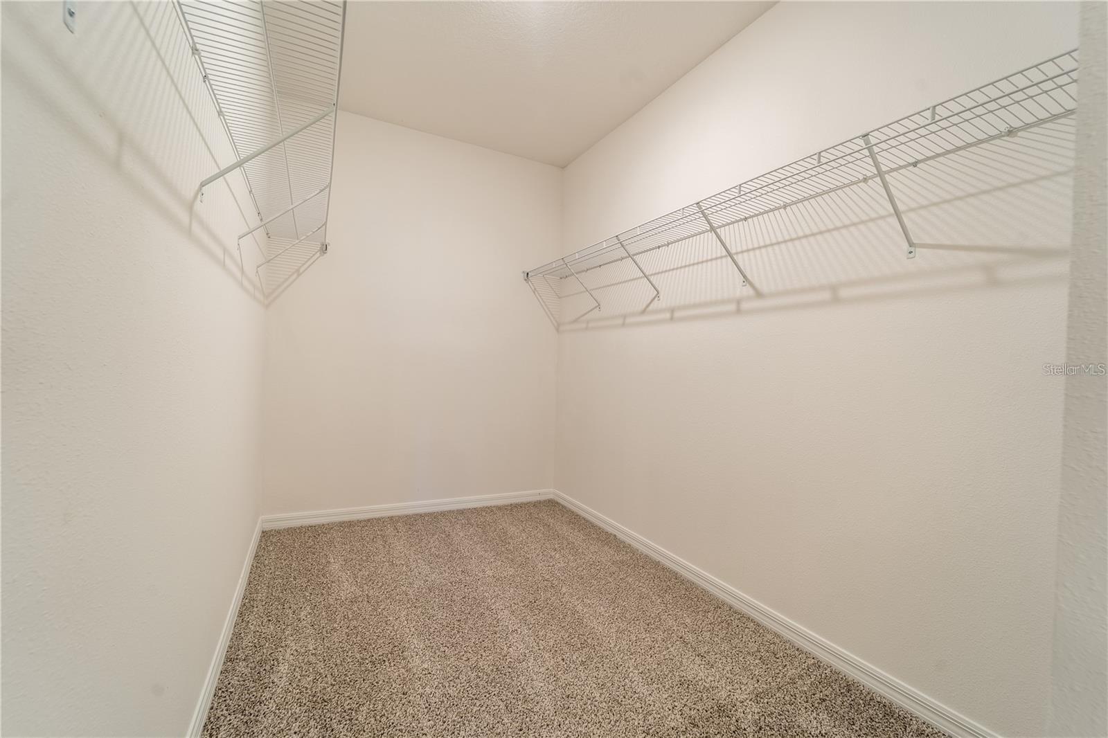Image 18 of 33 For 2531 Linda Knoll Lane