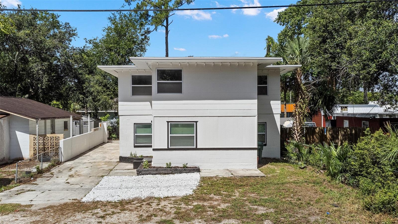 Image 2 of 21 For 1324 Powers Avenue