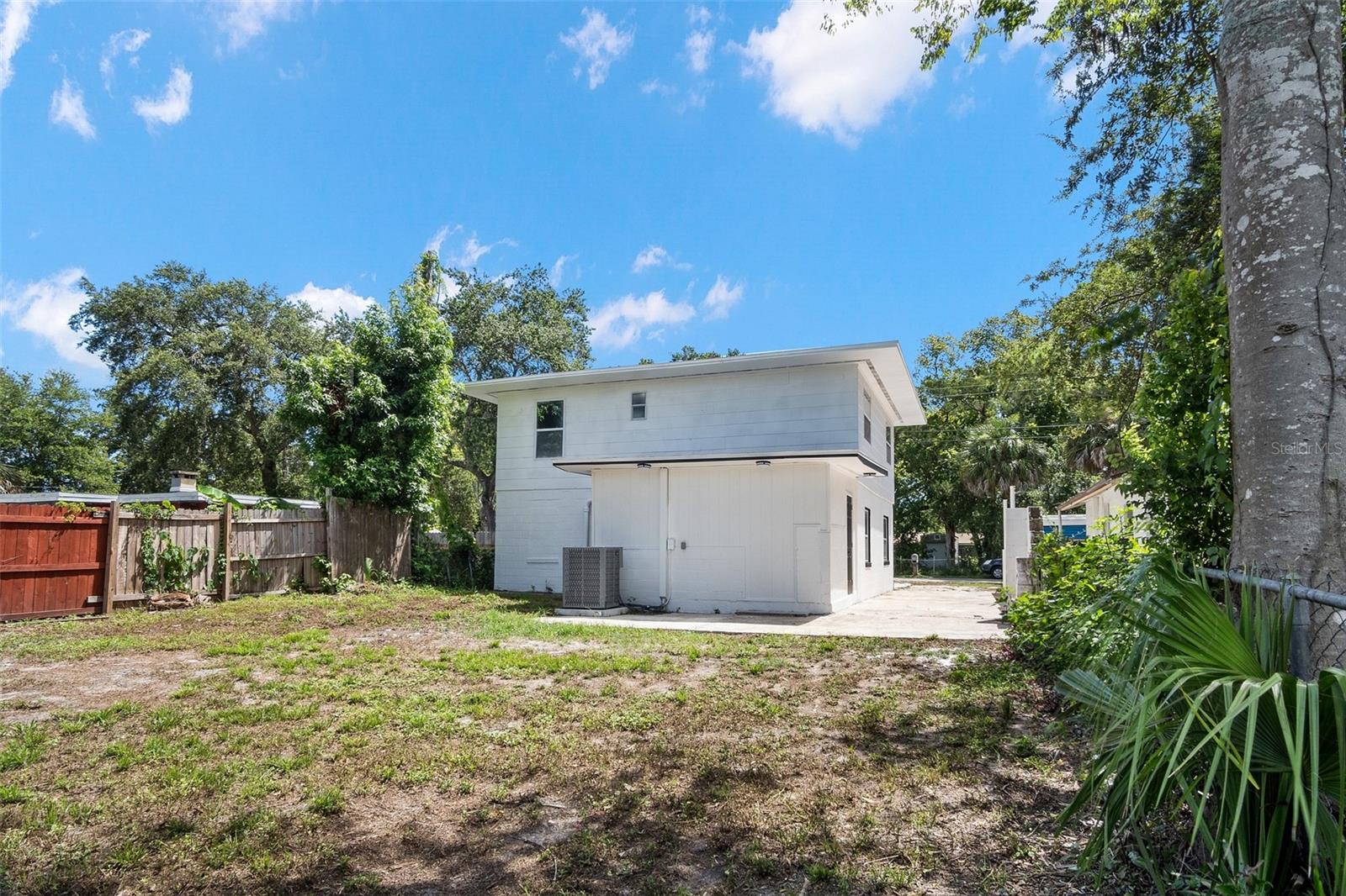 Image 21 of 21 For 1324 Powers Avenue
