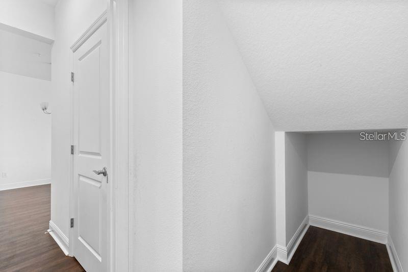 Image 16 of 34 For 6967 Nemours Parkway