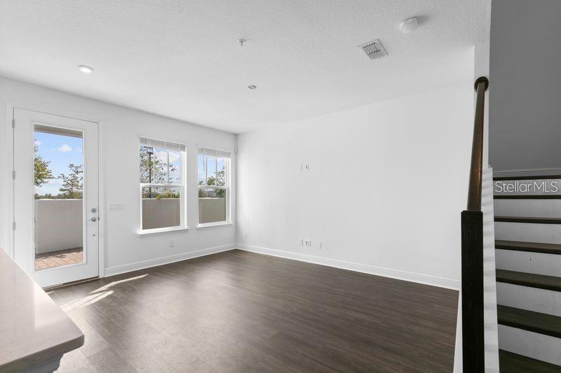 Image 29 of 34 For 6967 Nemours Parkway