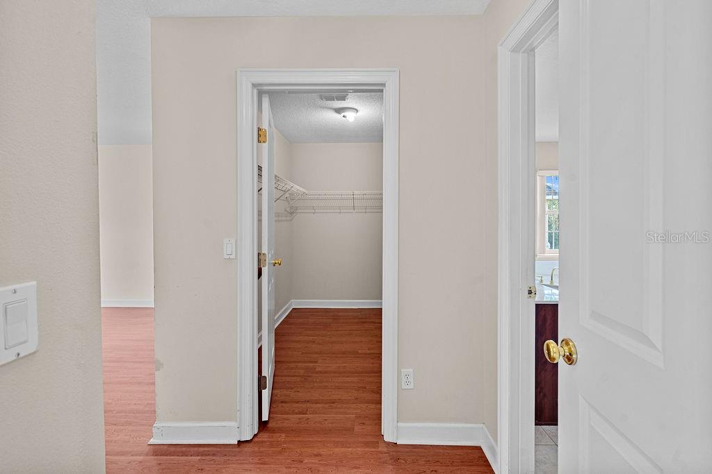 Image 16 of 32 For 9611 45 Avenue