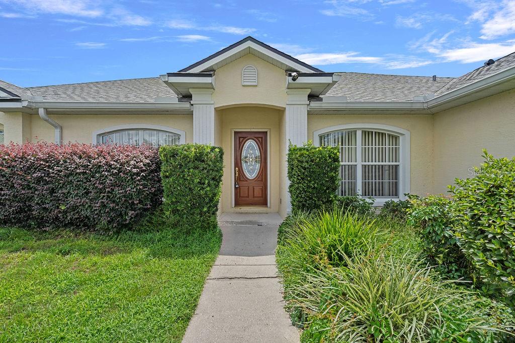 Image 2 of 32 For 9611 45 Avenue