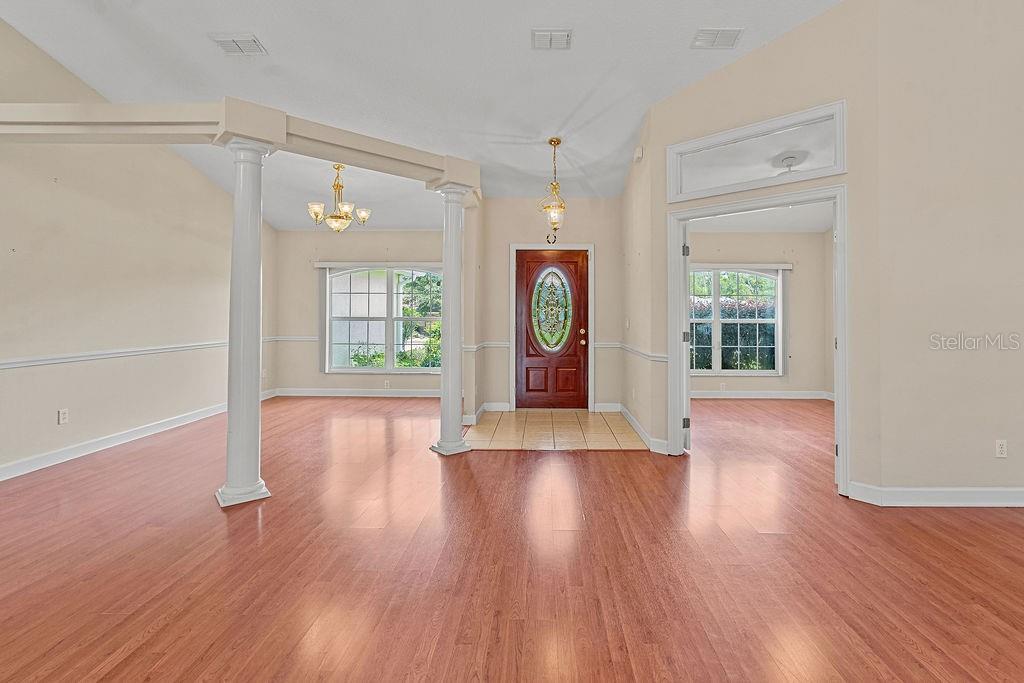 Image 4 of 32 For 9611 45 Avenue