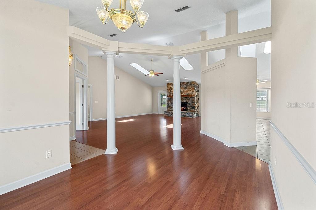 Image 6 of 32 For 9611 45 Avenue