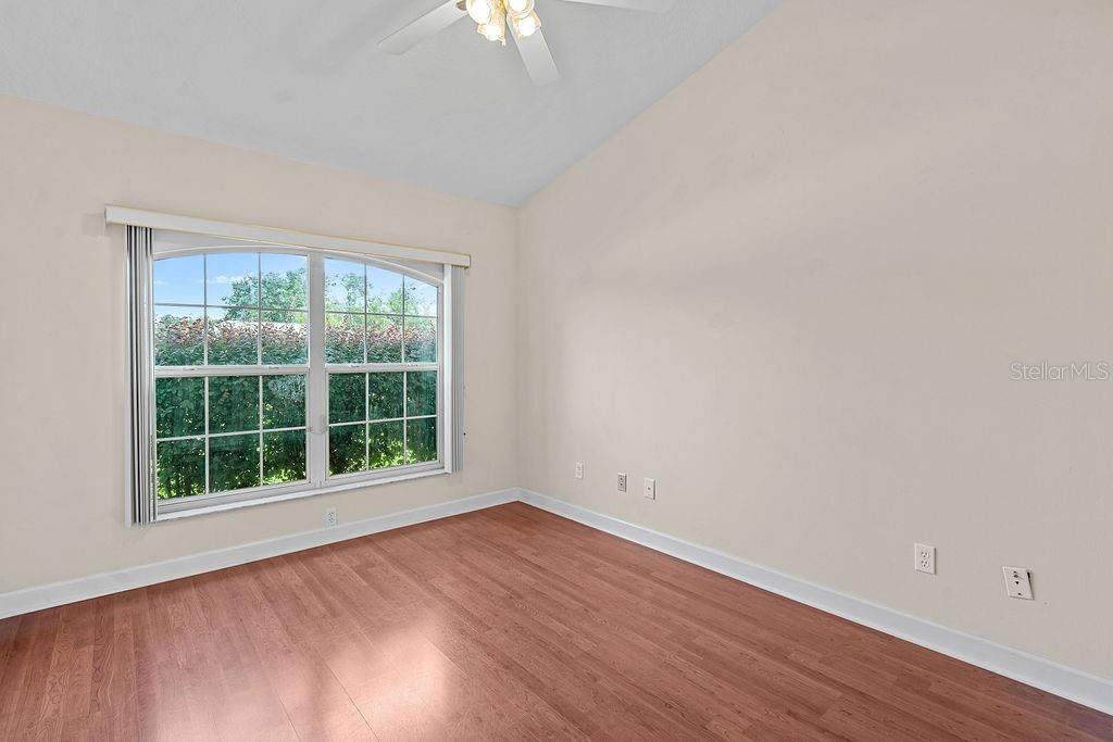 Image 7 of 32 For 9611 45 Avenue