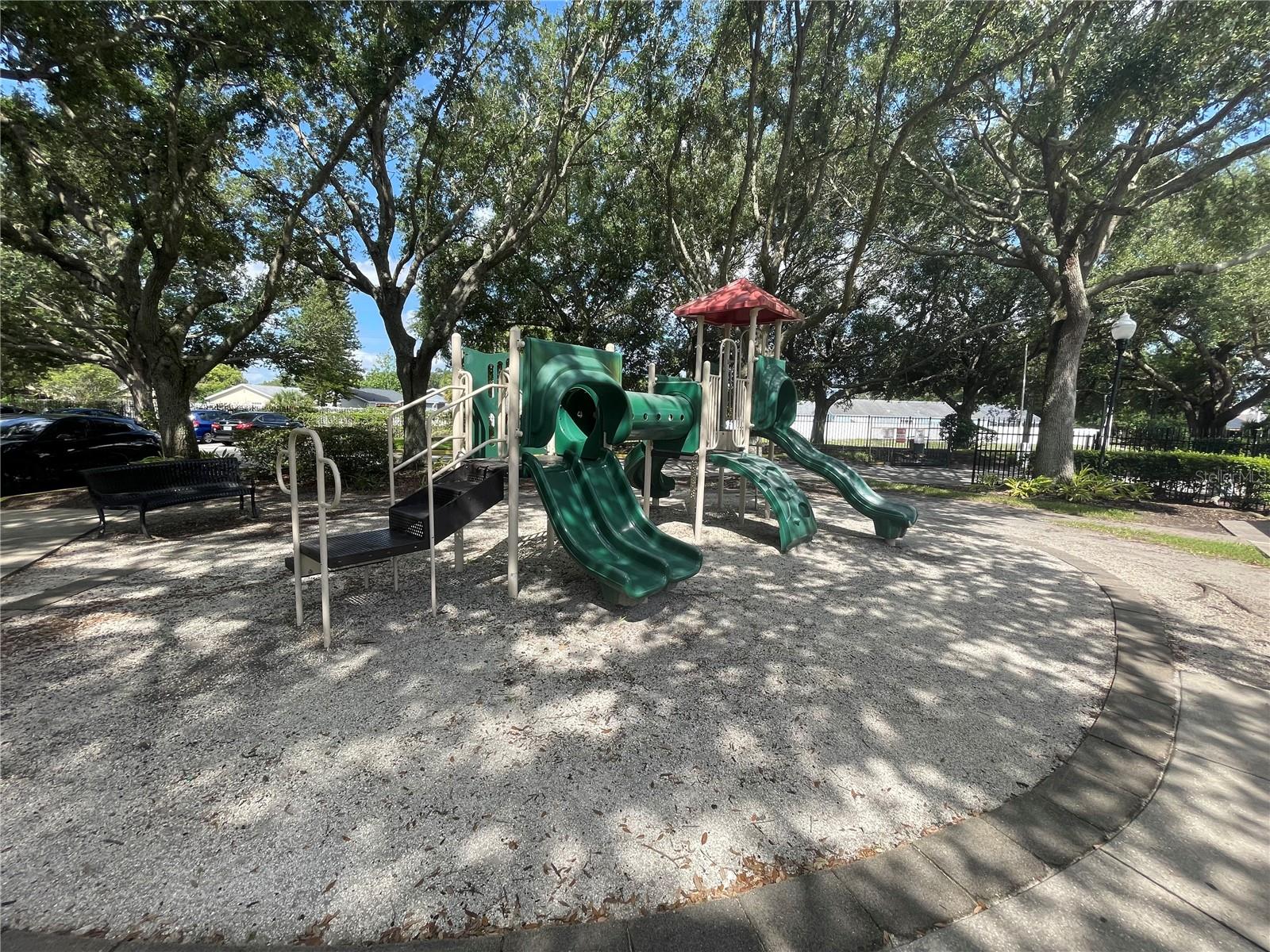 Image 6 of 7 For 2035 Dixie Belle Drive 2035a