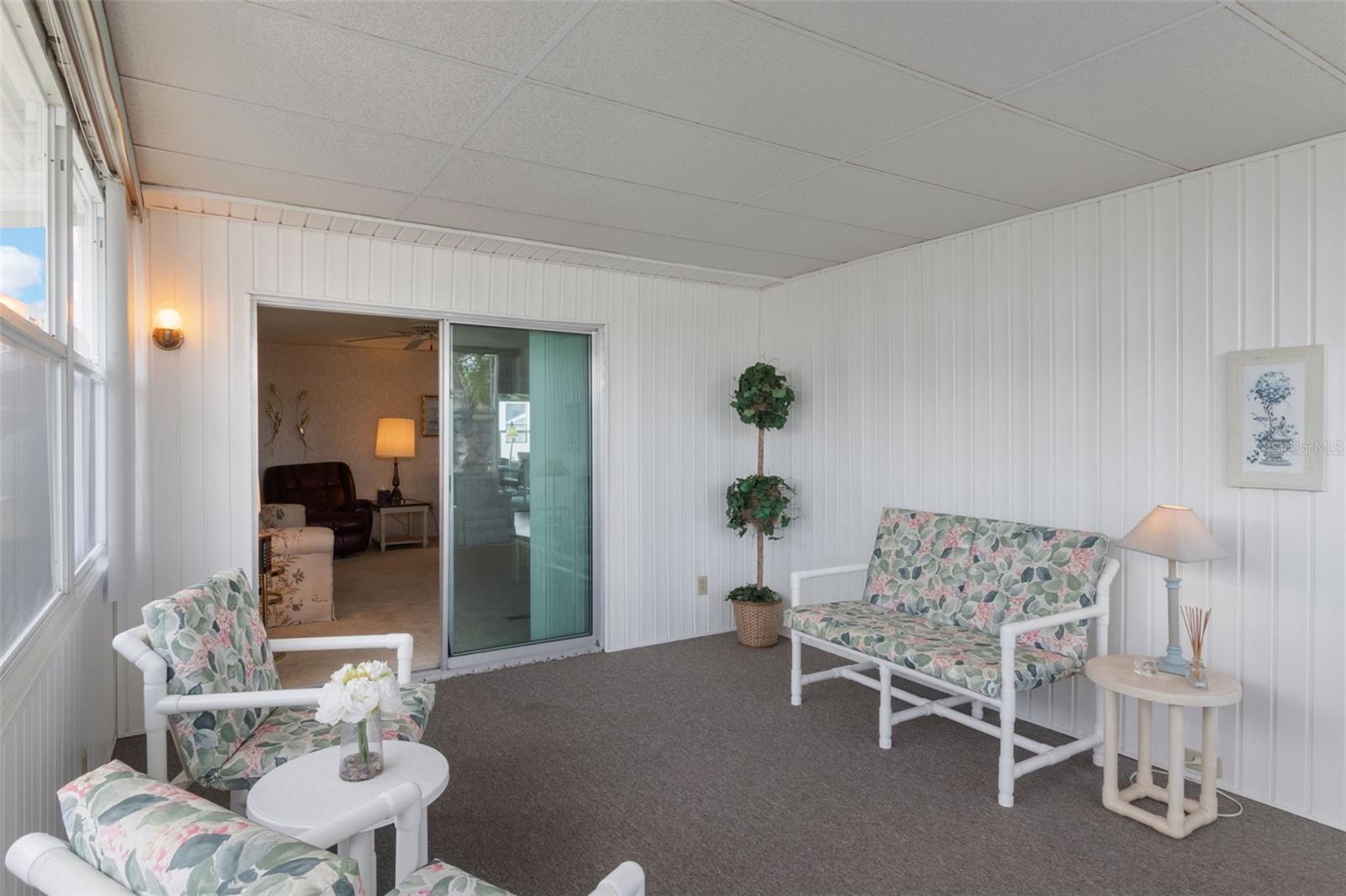 Image 17 of 27 For 4246 Cedarwood Street