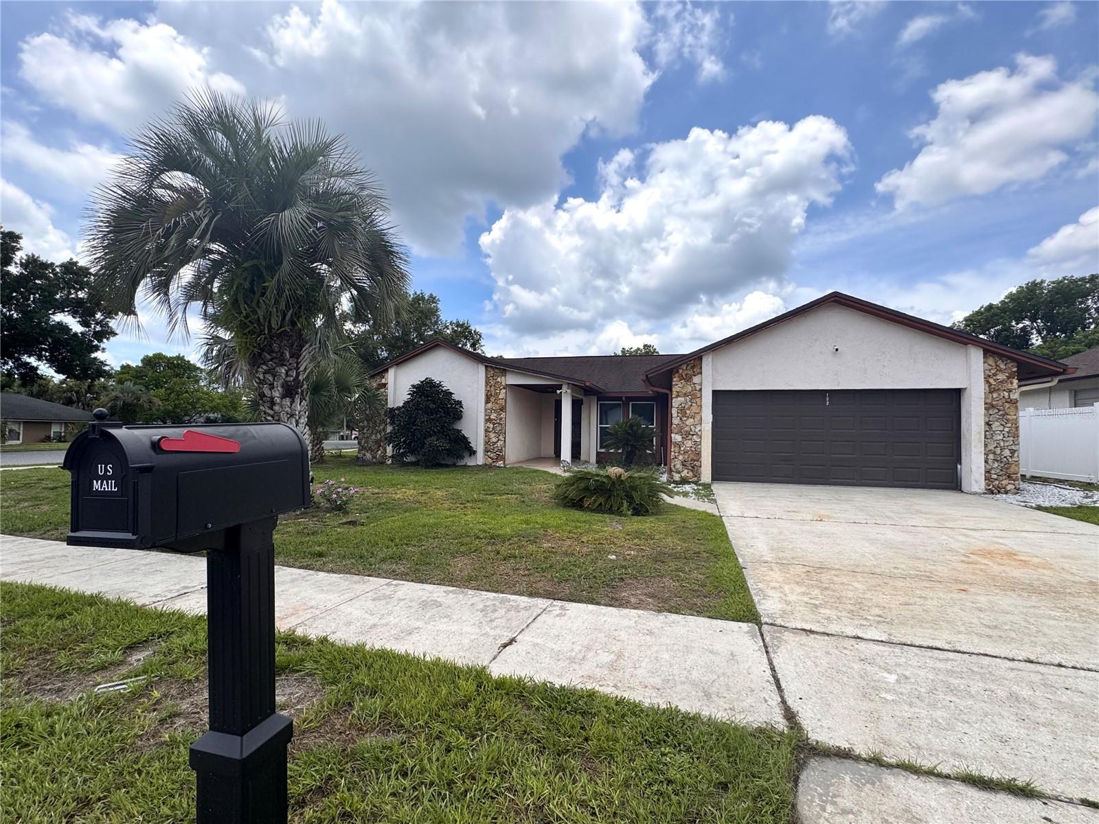 Details for 102 Spanish Oak Lane, APOPKA, FL 32703