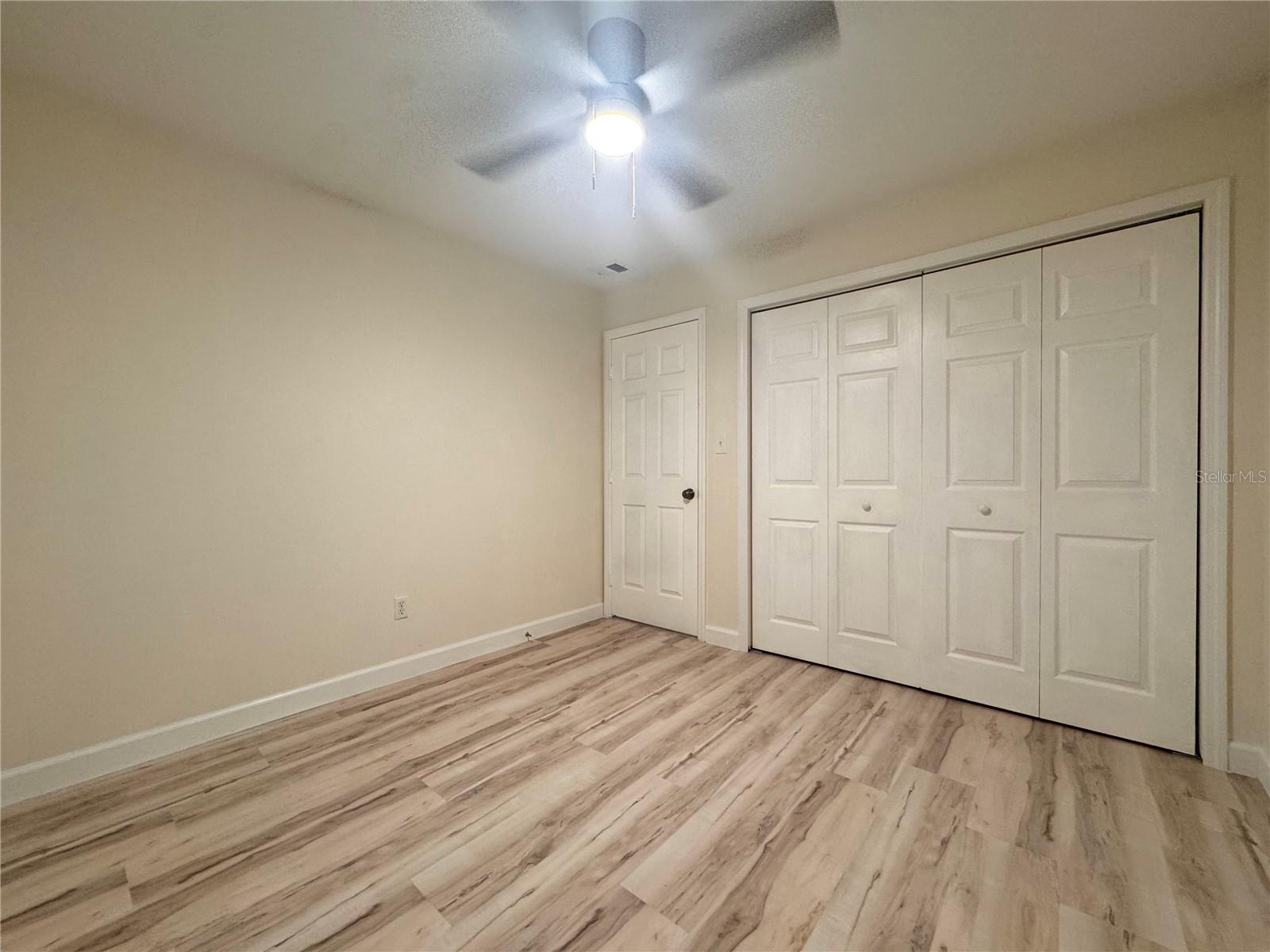 Image 10 of 28 For 102 Spanish Oak Lane