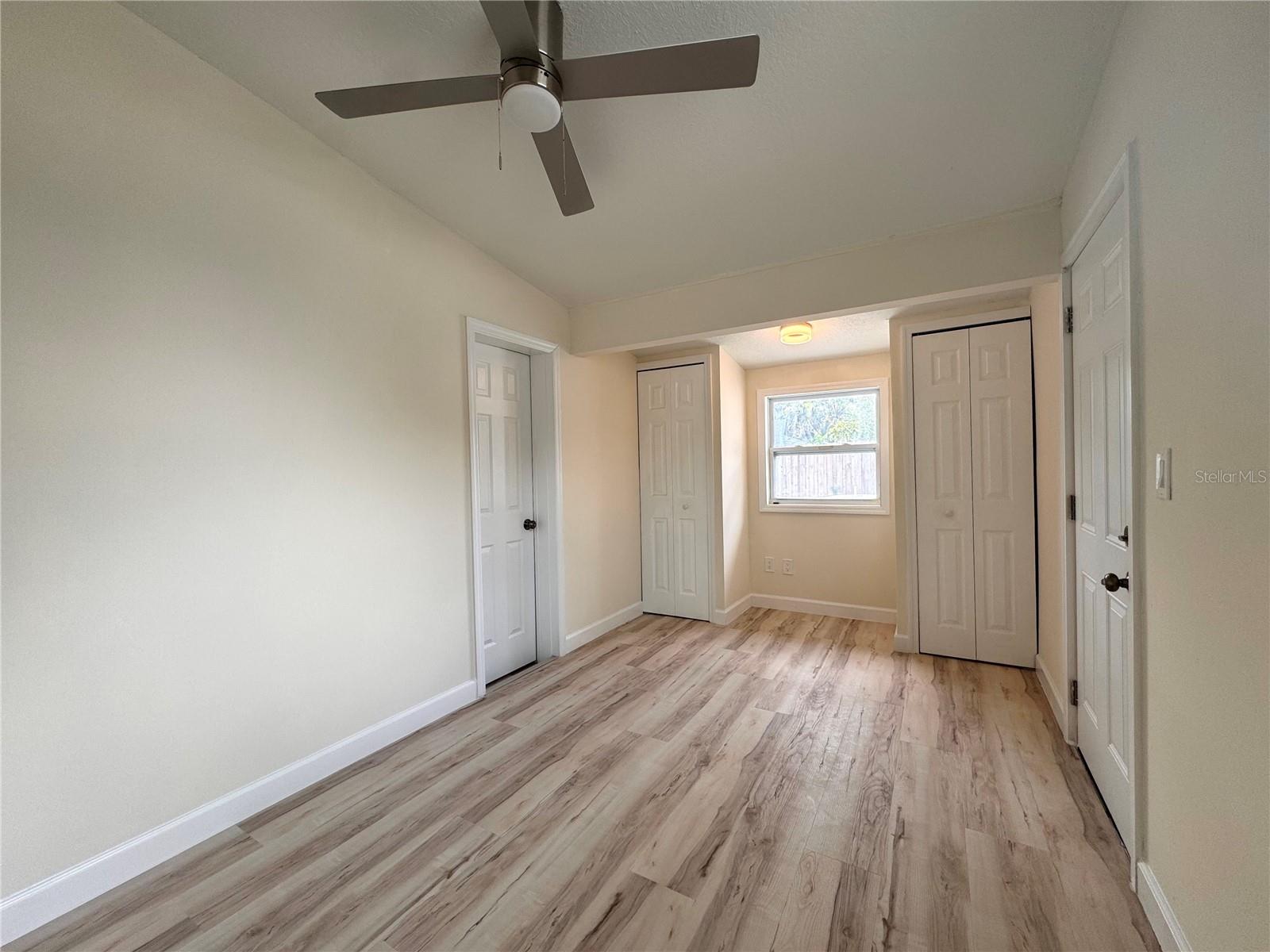 Image 12 of 28 For 102 Spanish Oak Lane