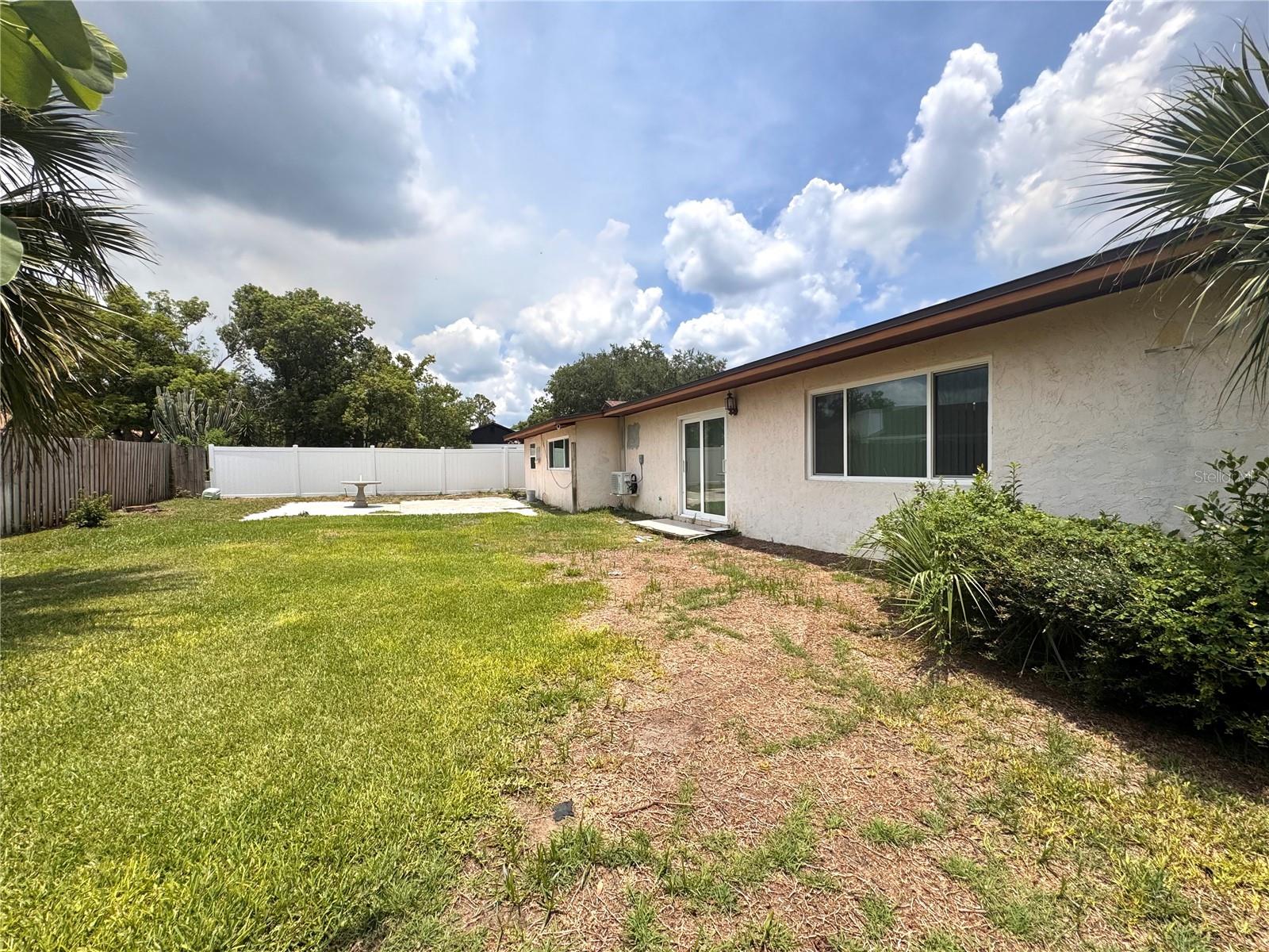 Image 27 of 28 For 102 Spanish Oak Lane