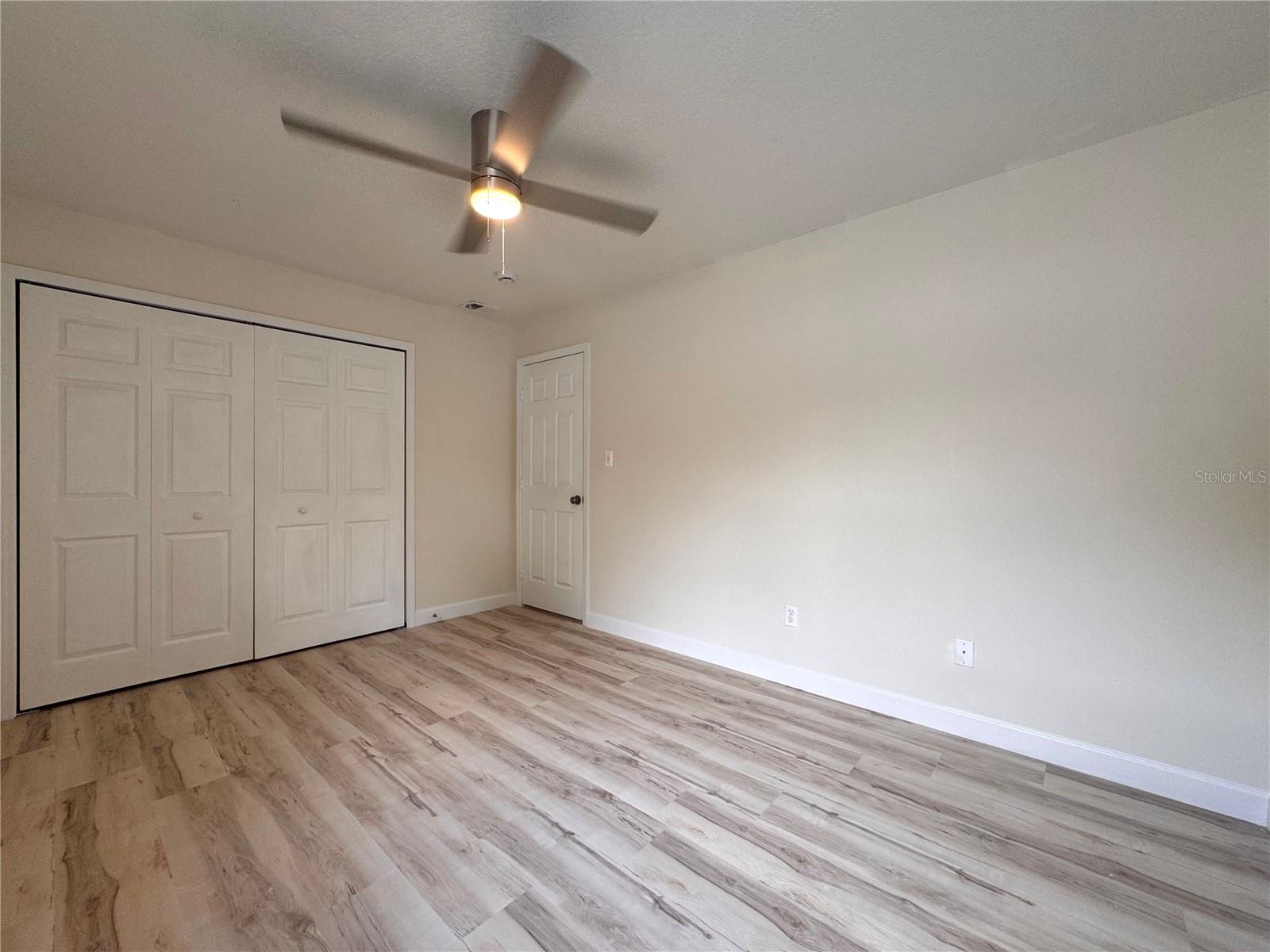 Image 8 of 28 For 102 Spanish Oak Lane