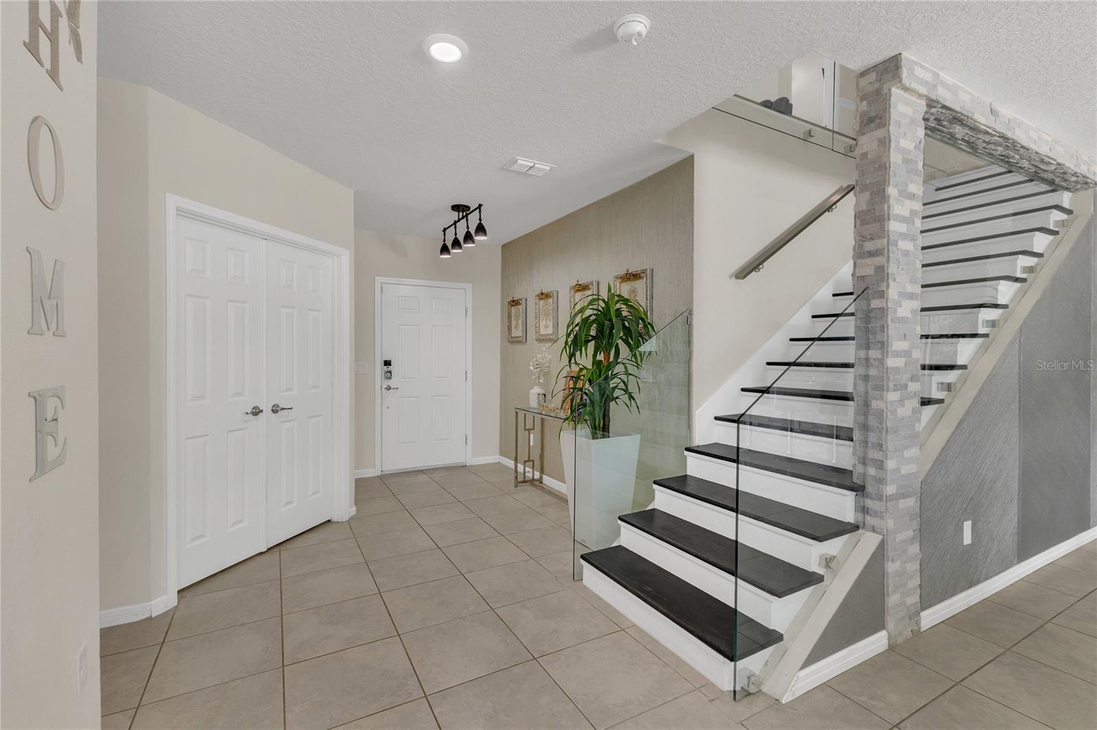 Image 11 of 30 For 1631 Aspen Avenue