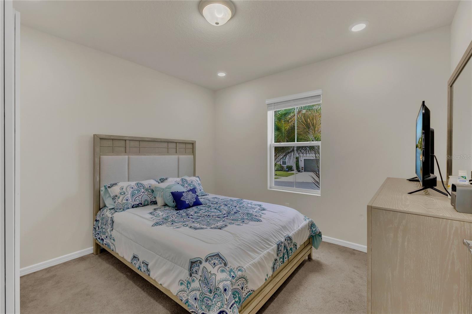 Image 15 of 30 For 1631 Aspen Avenue