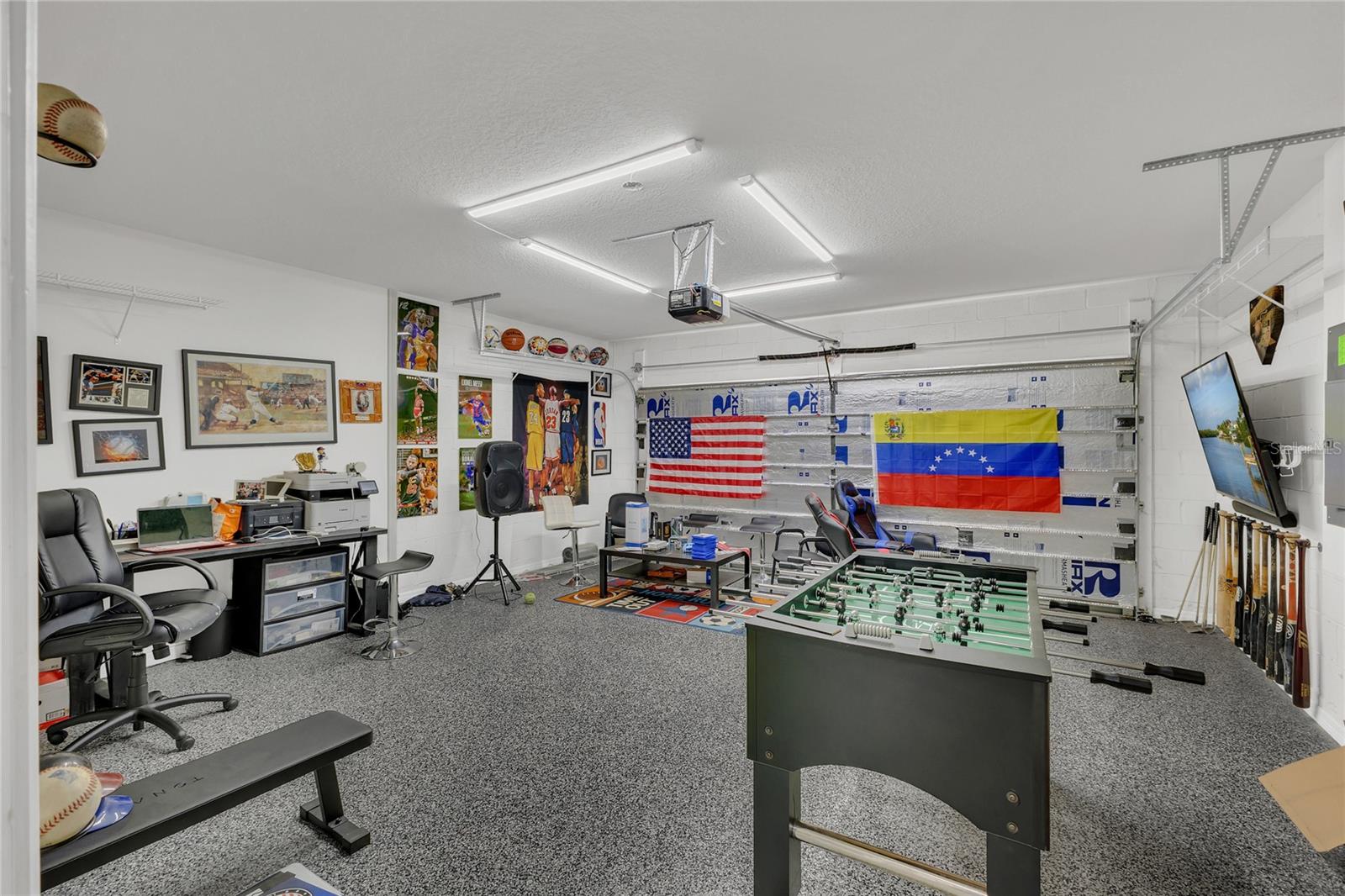 Image 23 of 30 For 1631 Aspen Avenue