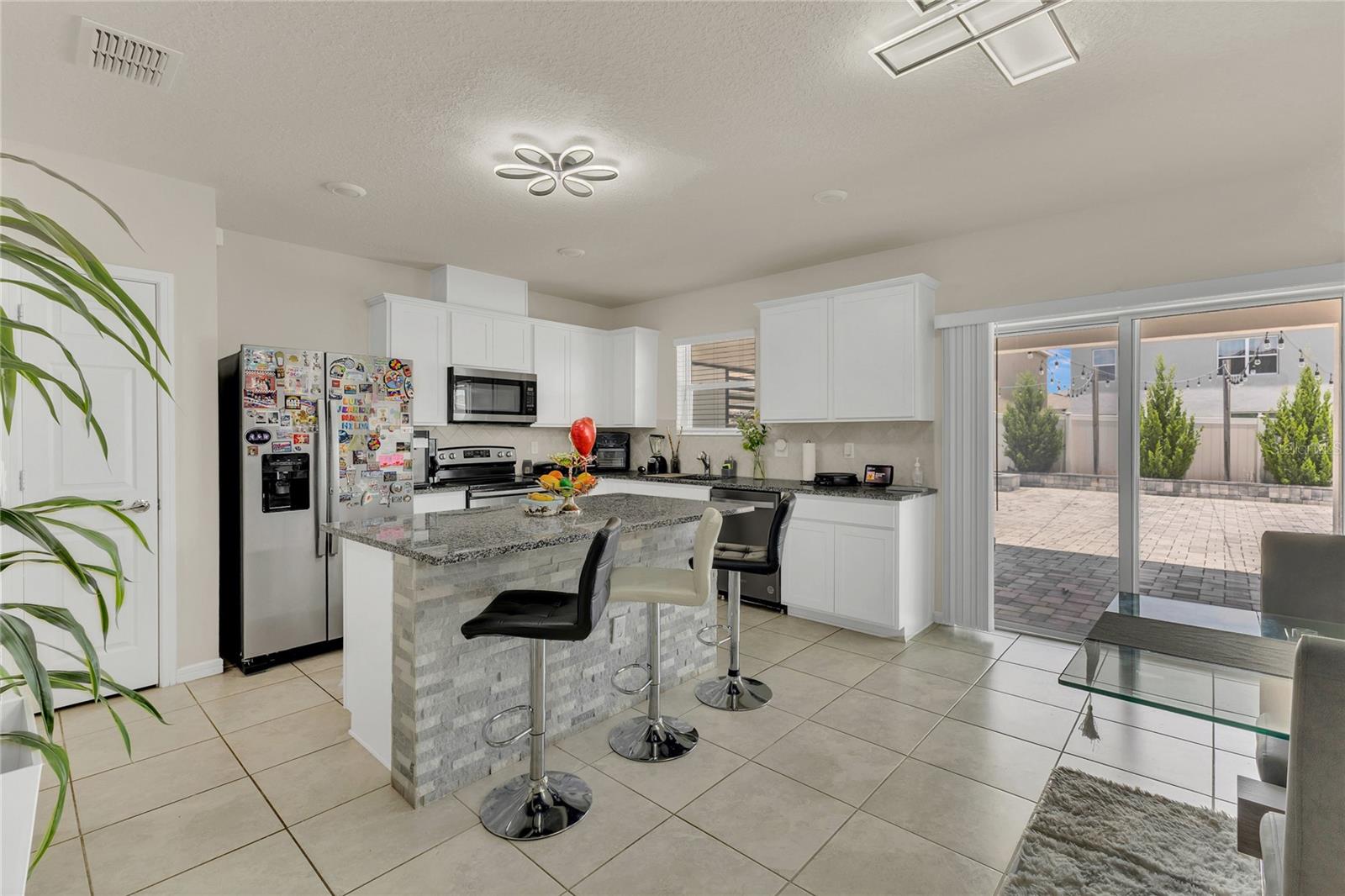 Image 4 of 30 For 1631 Aspen Avenue