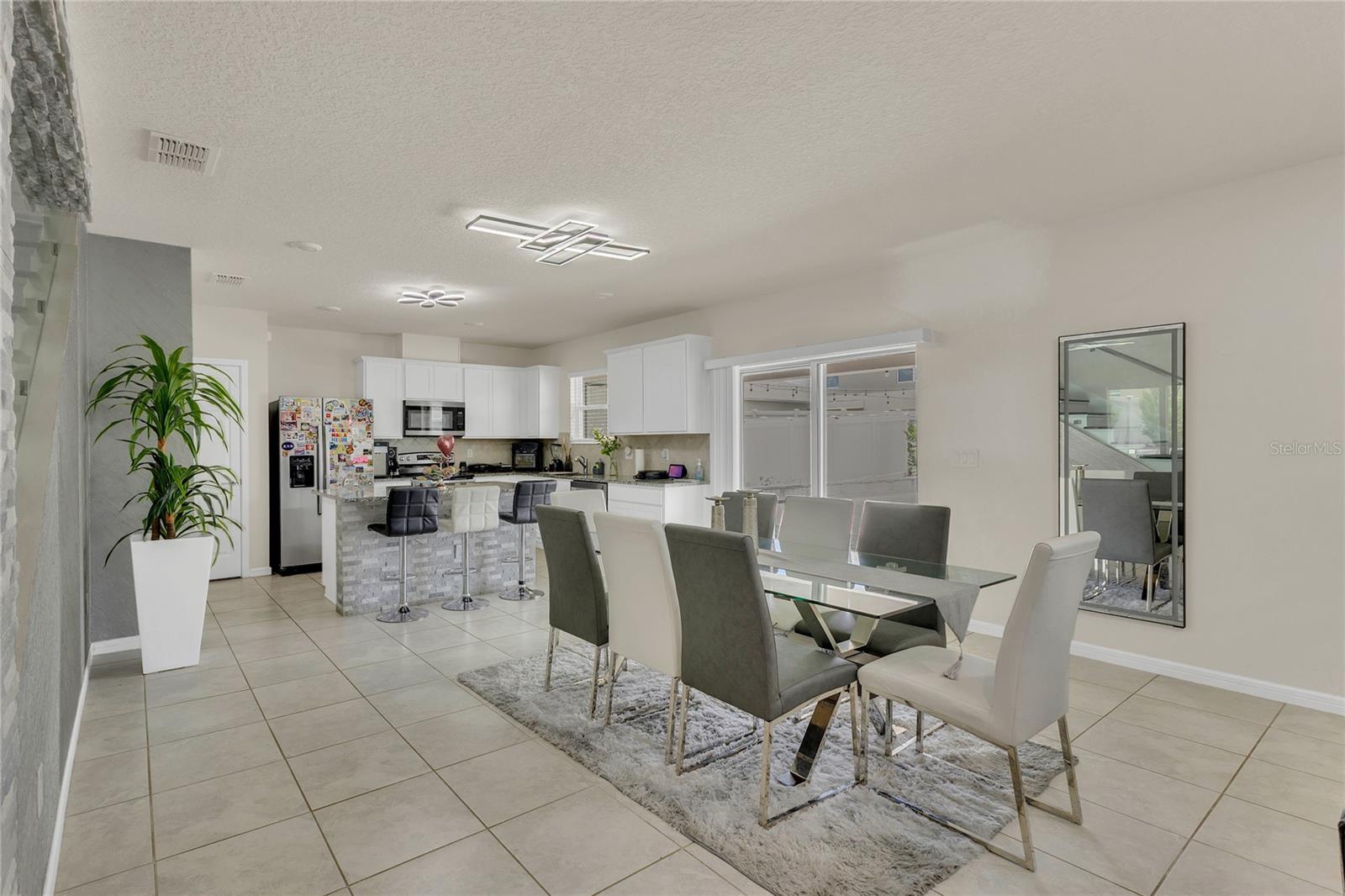 Image 8 of 30 For 1631 Aspen Avenue